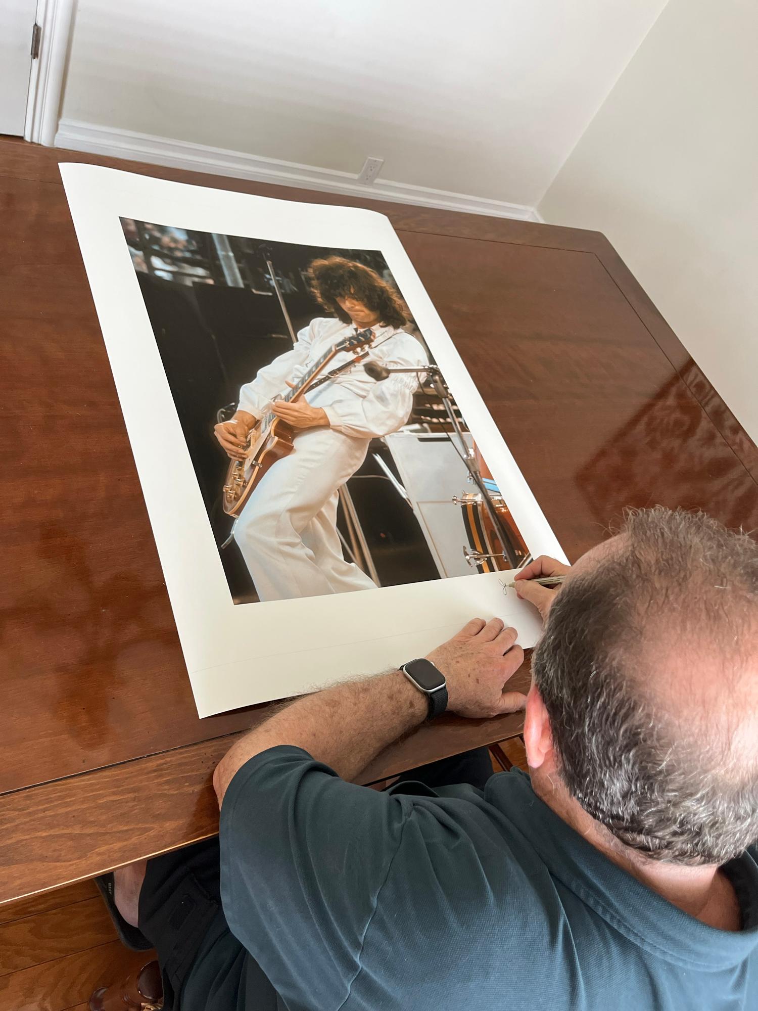 Led Zeppelin Photo #C7 Jimmy Page - Photo inédite de Jimmy à San Francisco en vente 1