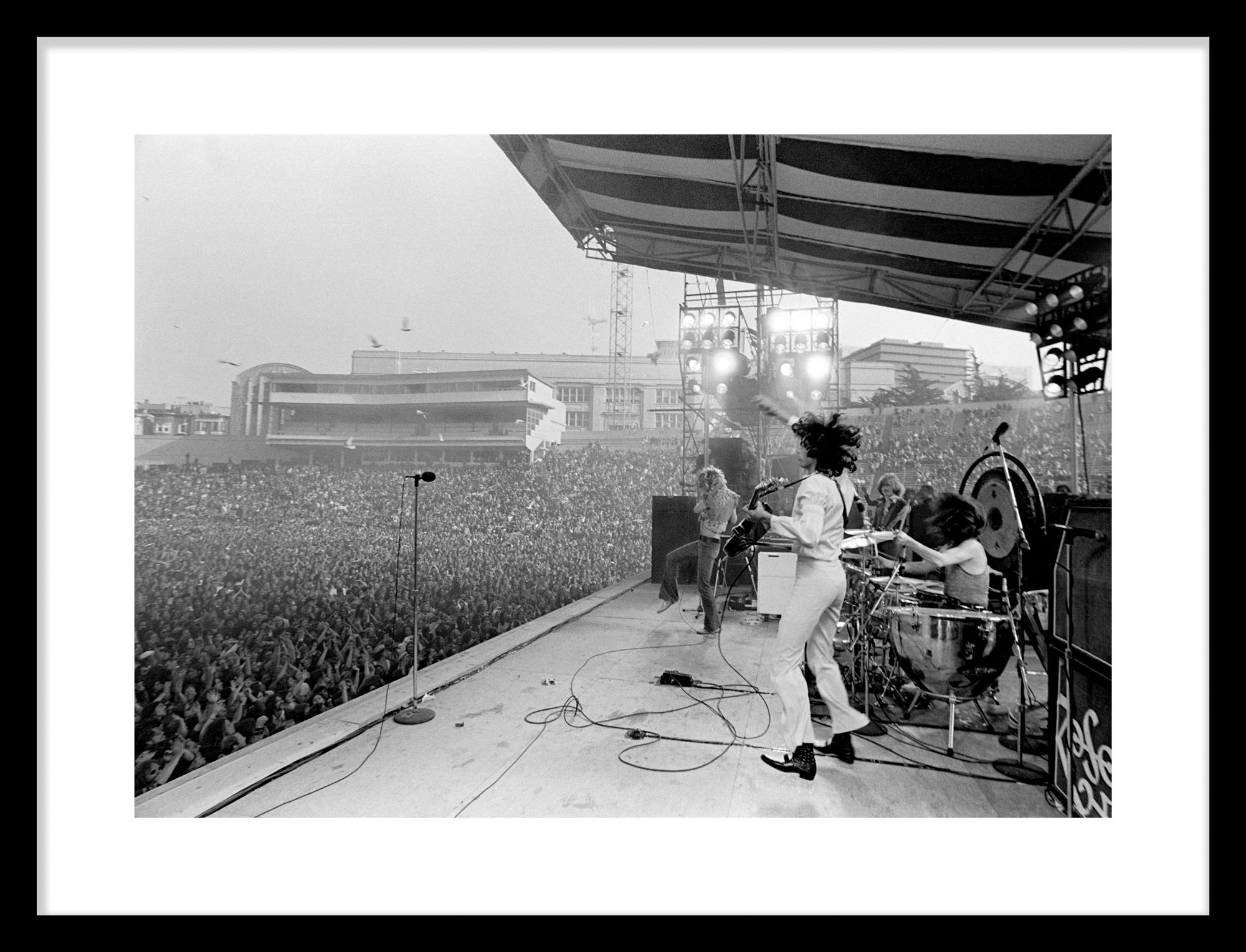 Led Zeppelin Photot #C4 Kezar Stadium - Prise de vue inédite sur la scène du Kezar enSF
