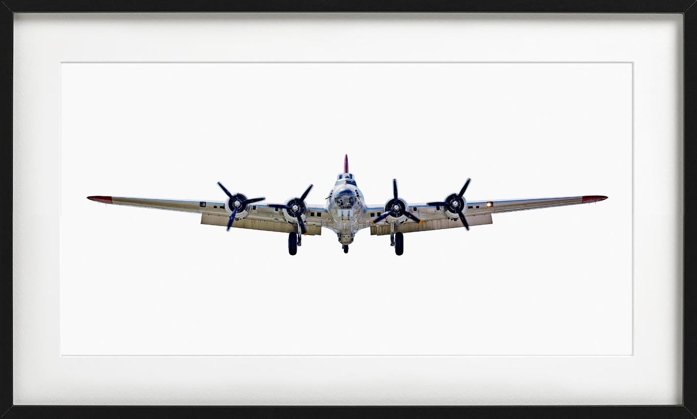 Boeing B17G, close-up of the front, photographed by Jeffrey Milstein.

All prints are limited edition. Available in multiple sizes. High-end framing on request.

All prints are done and signed by the artist. The collector receives an additional
