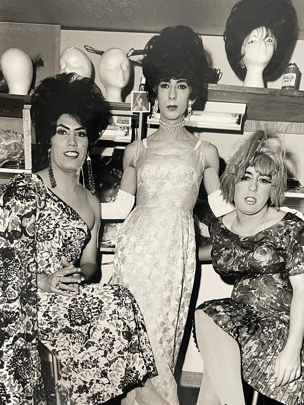 Dressing Room, La Villa Blanc, Albuquerque - Drag Queens, donne, parrucche, performer in vendita 3