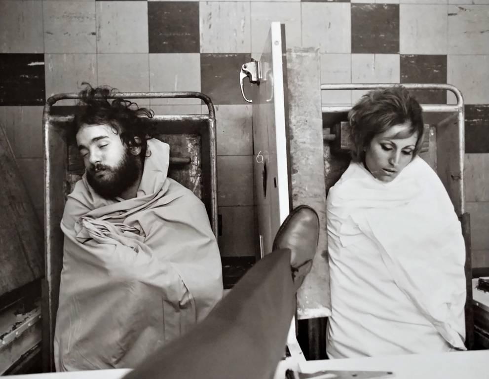 Amantes, Envenenamiento Accidental por Monóxido de Carbono, Trabajo en la Morgue