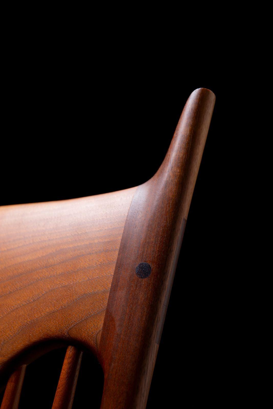 Chaise à bascule en noyer noir de Californie fabriquée à la main par Jeffry Mann Studio A 1985 en vente 7
