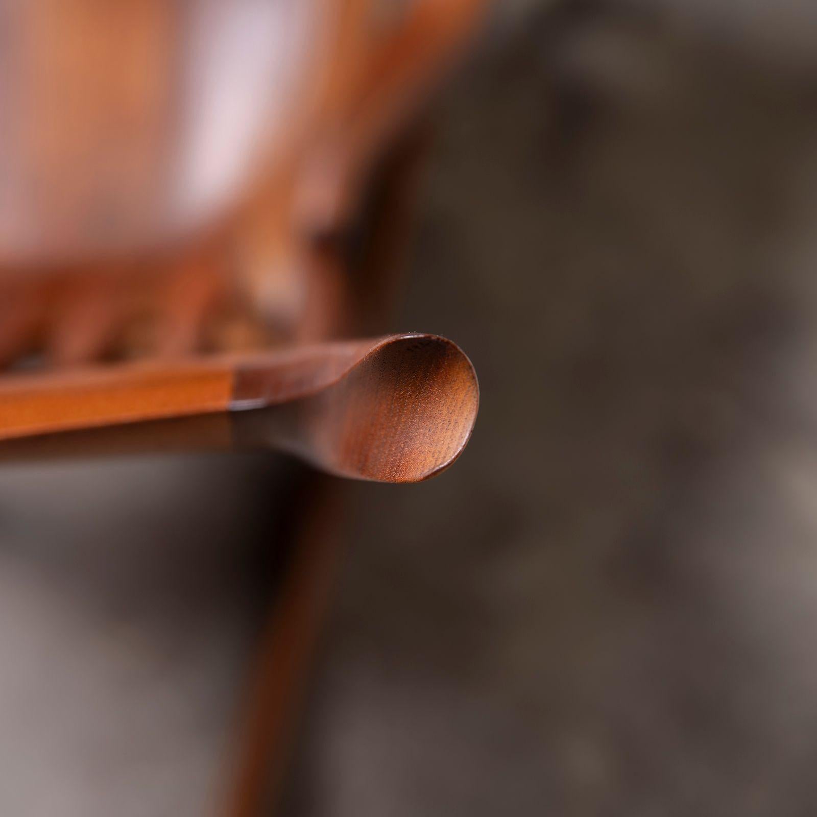 Chaise à bascule en noyer noir de Californie fabriquée à la main par Jeffry Mann Studio A 1985 en vente 11