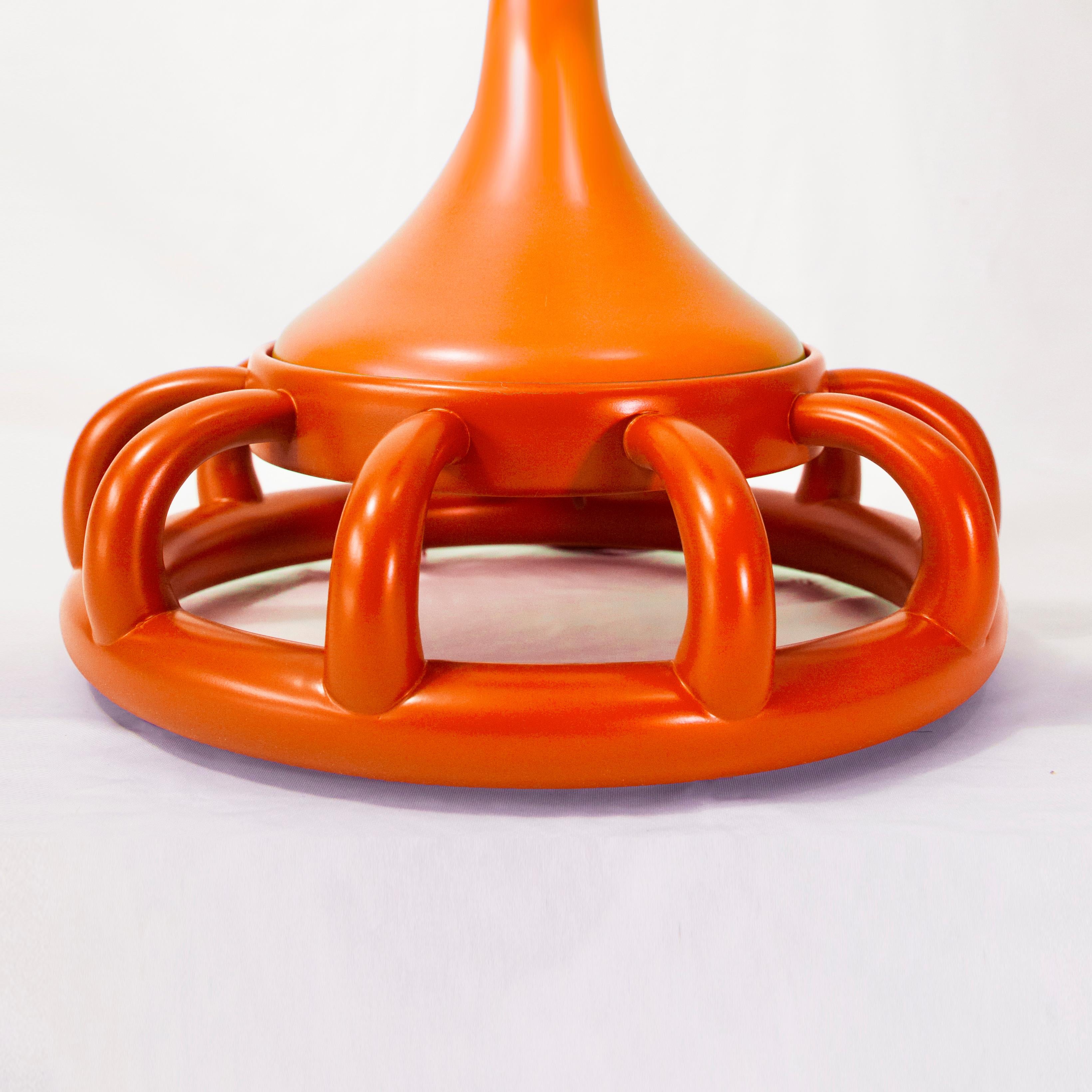 Postmoderne Lampadaire Jellyfish orange vibrant d'illusion artistique en vente