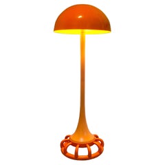 Jellyfish-Stehlampe: lebhafte orangefarbene künstlerische Illumination