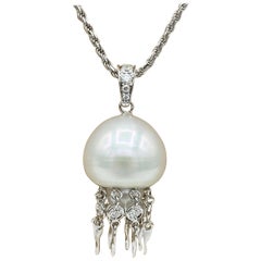 Jellyfish White Diamond Australian Pearl 18 Karat White Gold Pendant/Necklace