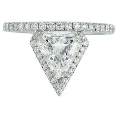 Jemma Wynne Verlobungsring mit Diamantschilfrohr Isadora