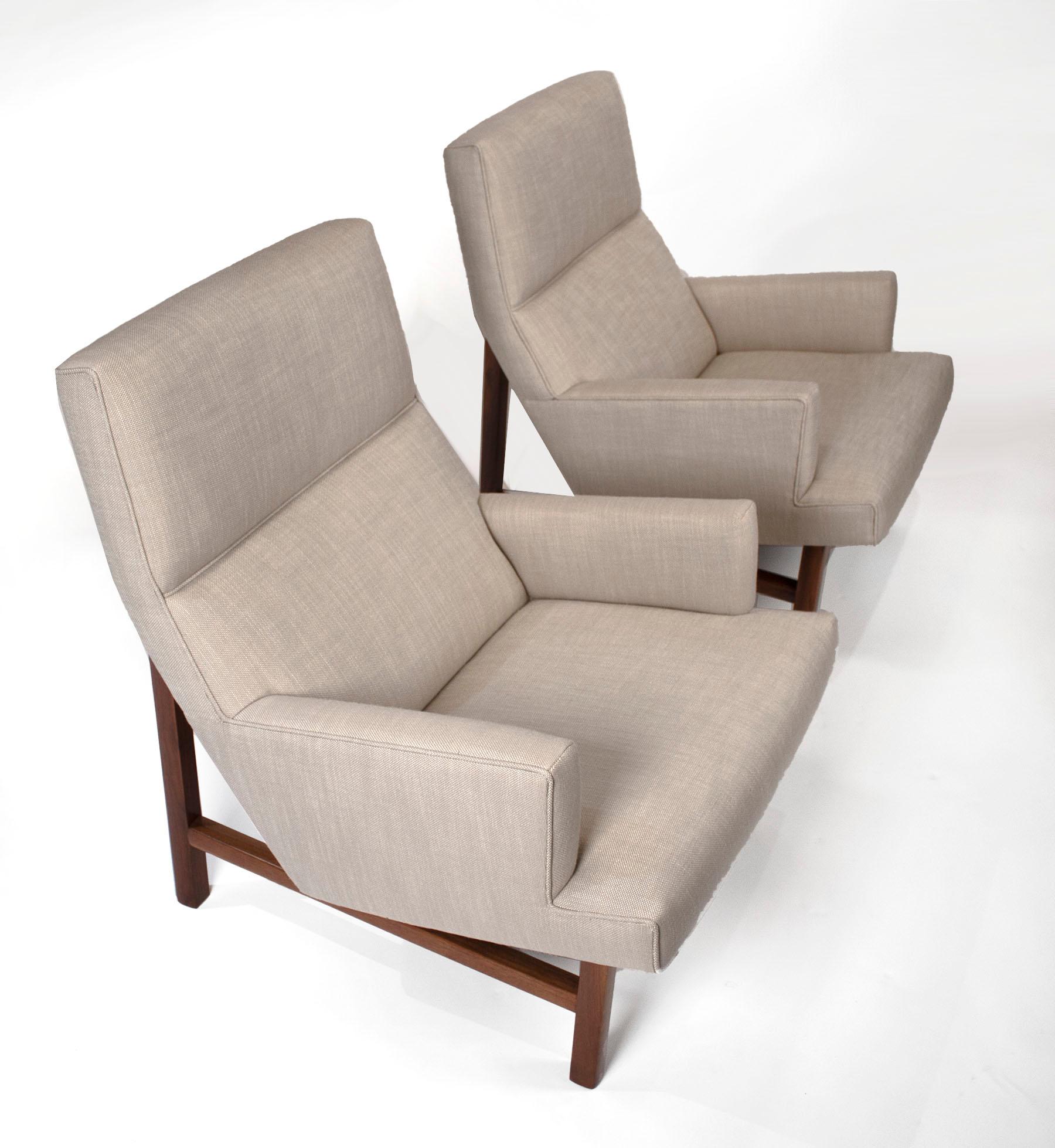Mid-Century Modern Jen Risom Floating Lounge Chairs in Walnut Cradle Frames with Linen Upholstery