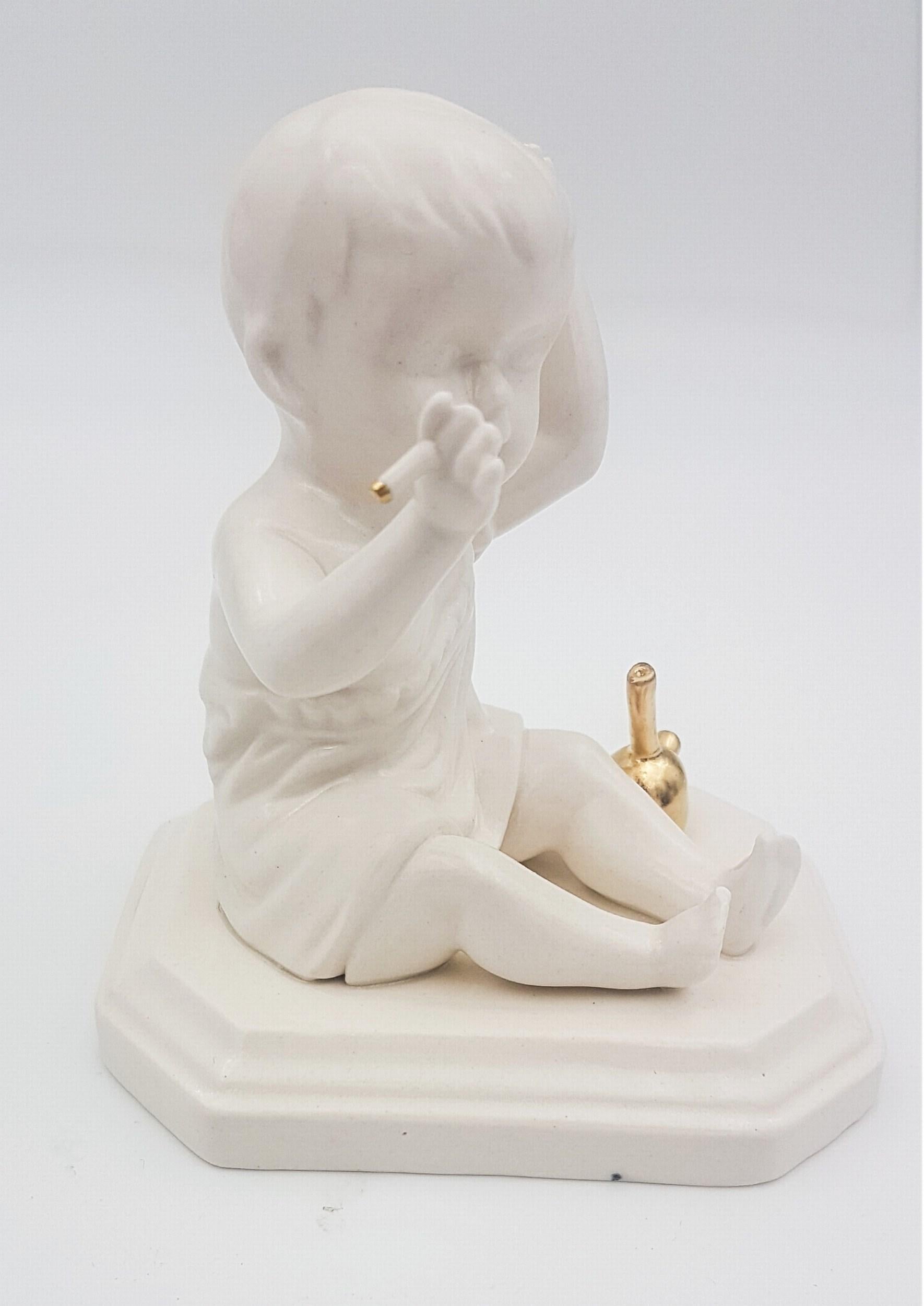 Jen Watson
Bong Baby II
Year: 2021
Medium: Porcelain, Glaze, Luster 
Size: 5 x 4.5 x 3.5 inches
Signed
Gallery COA included

About Jen Watson:

My figurines exist somewhere between relic and homage, honoring the tradition of the figurine and