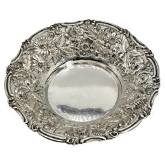 Ciotola Repousse in argento sterling Jenkins & Jenkins Vintage 1910