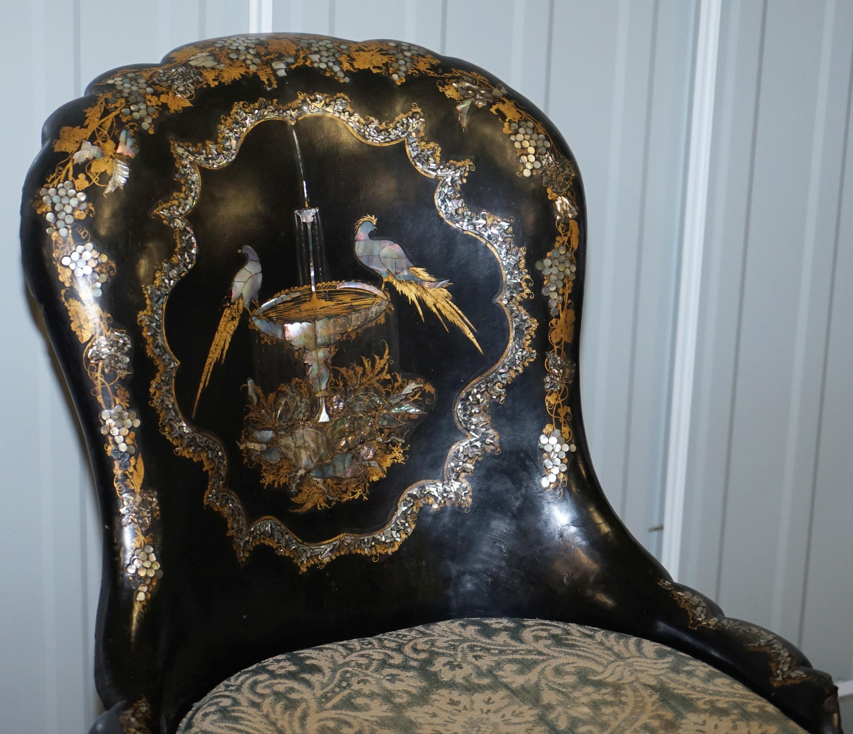 Early Victorian Jennens & Bettridge Brimm Parcel Gilt Papier Mâché Mother of Pearl Birds Chair