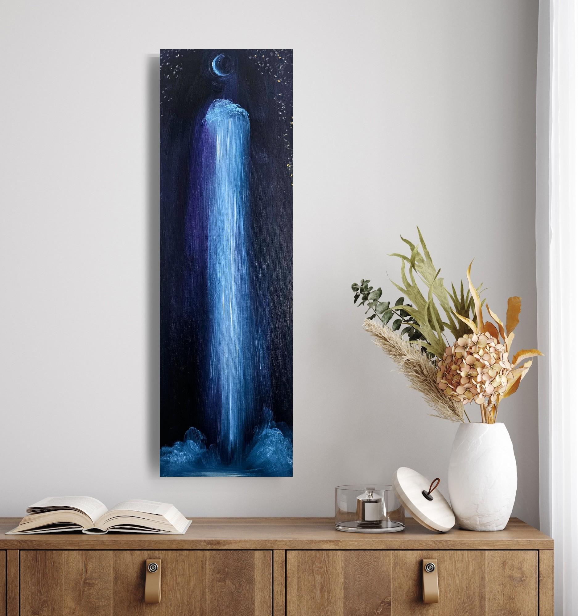 I Am Not Afraid of the Dark - Dramatisches Bild mit Mond, Sternen und Wasserfall (Blau), Landscape Painting, von Jennifer L. Baker