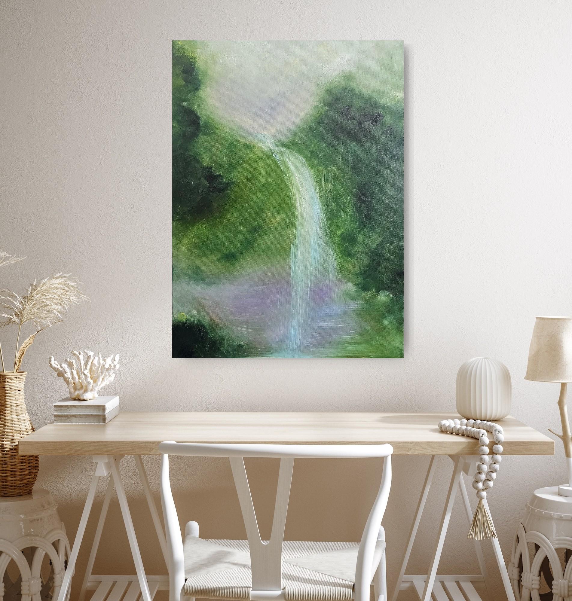 Sdraiati sul suolo della foresta -Pittura astratta della foresta con cascata verde da sogno in vendita 6