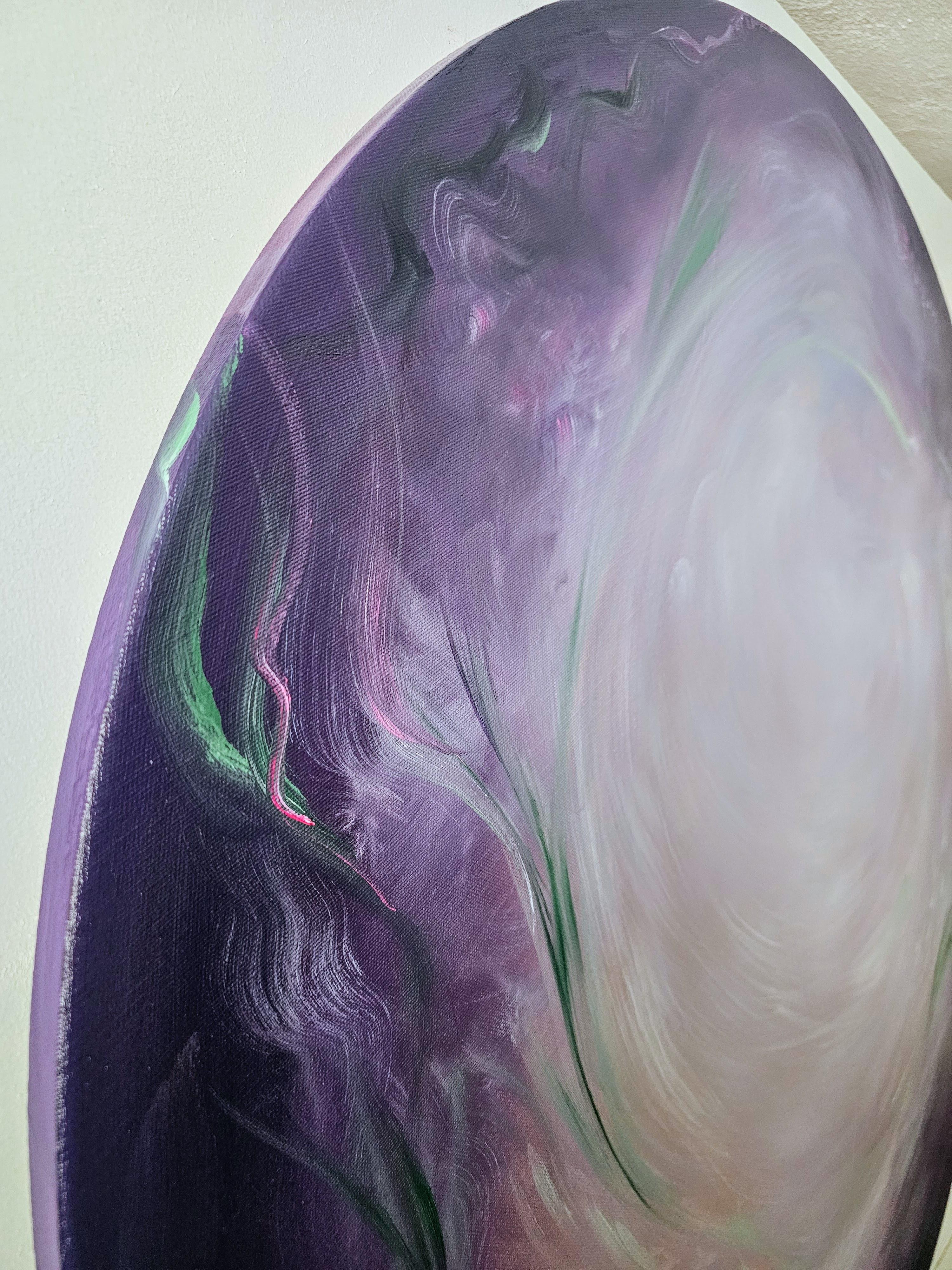 Mondblume - Ätherisches lila-grünes abstraktes rundes Mondgemälde im Angebot 13