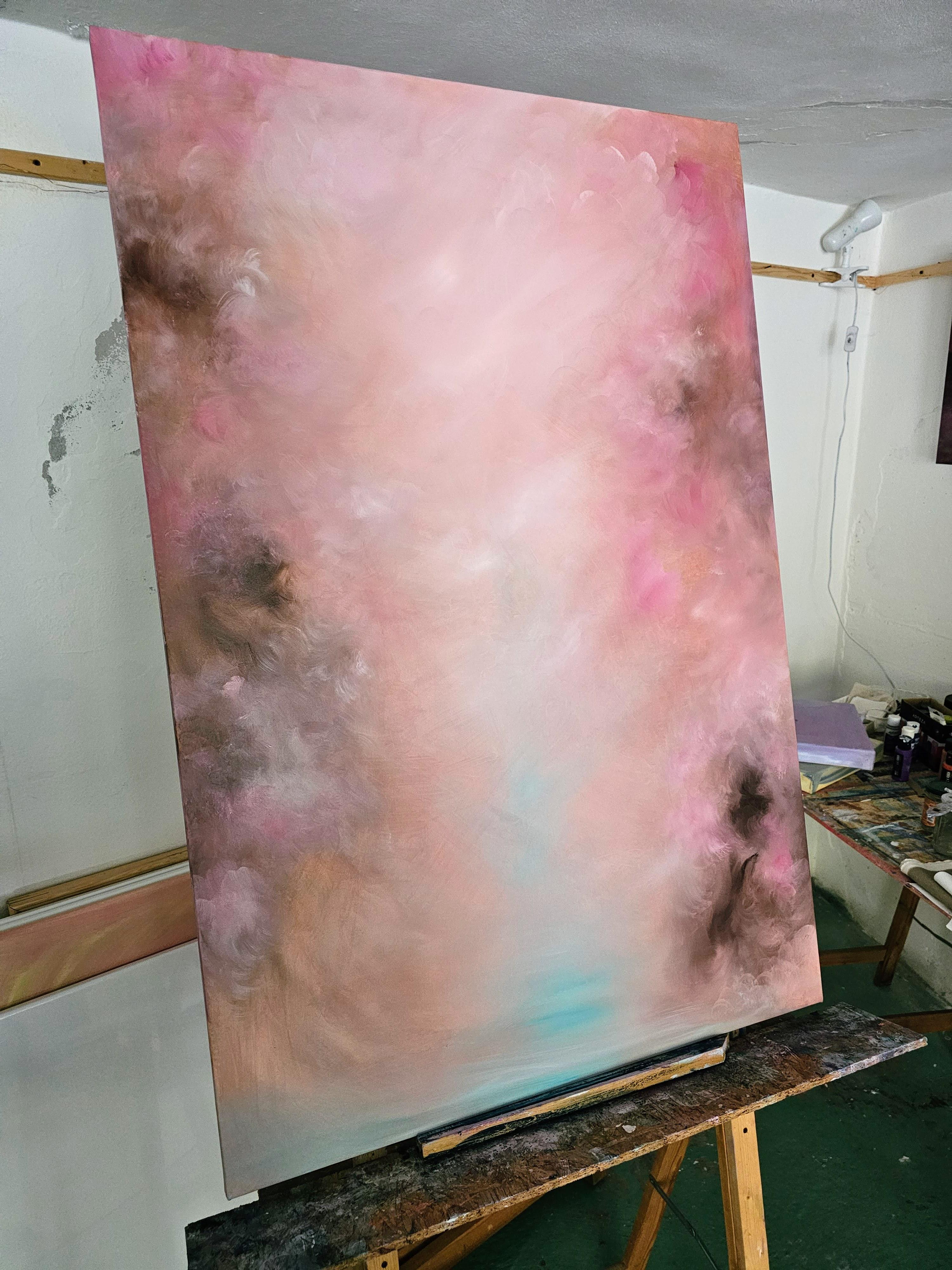 I miei pensieri tornano a te: un quadro astratto rosa caldo e oro in vendita 5