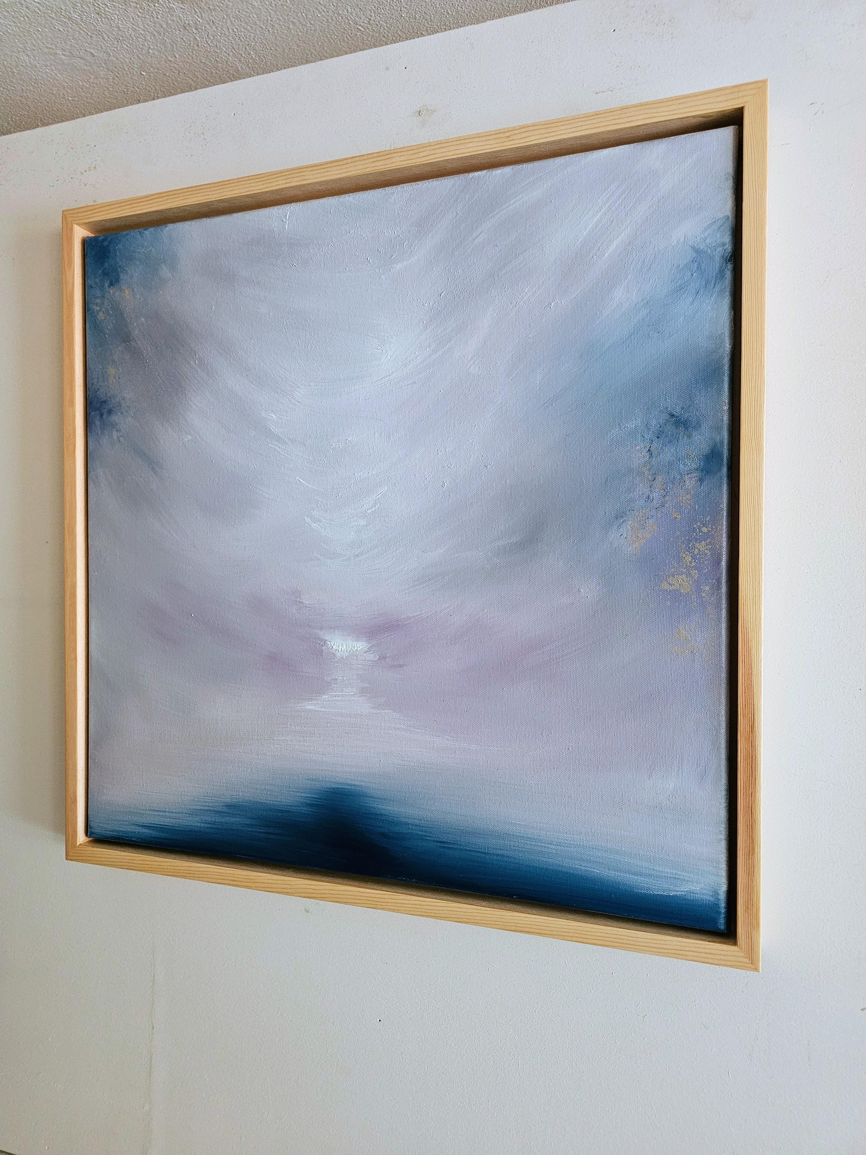 The frozen Lake letting go - Abstraktes blau-weißes Landschafts- Meereslandschaftsgemälde in Blau (Gold), Abstract Painting, von Jennifer L. Baker