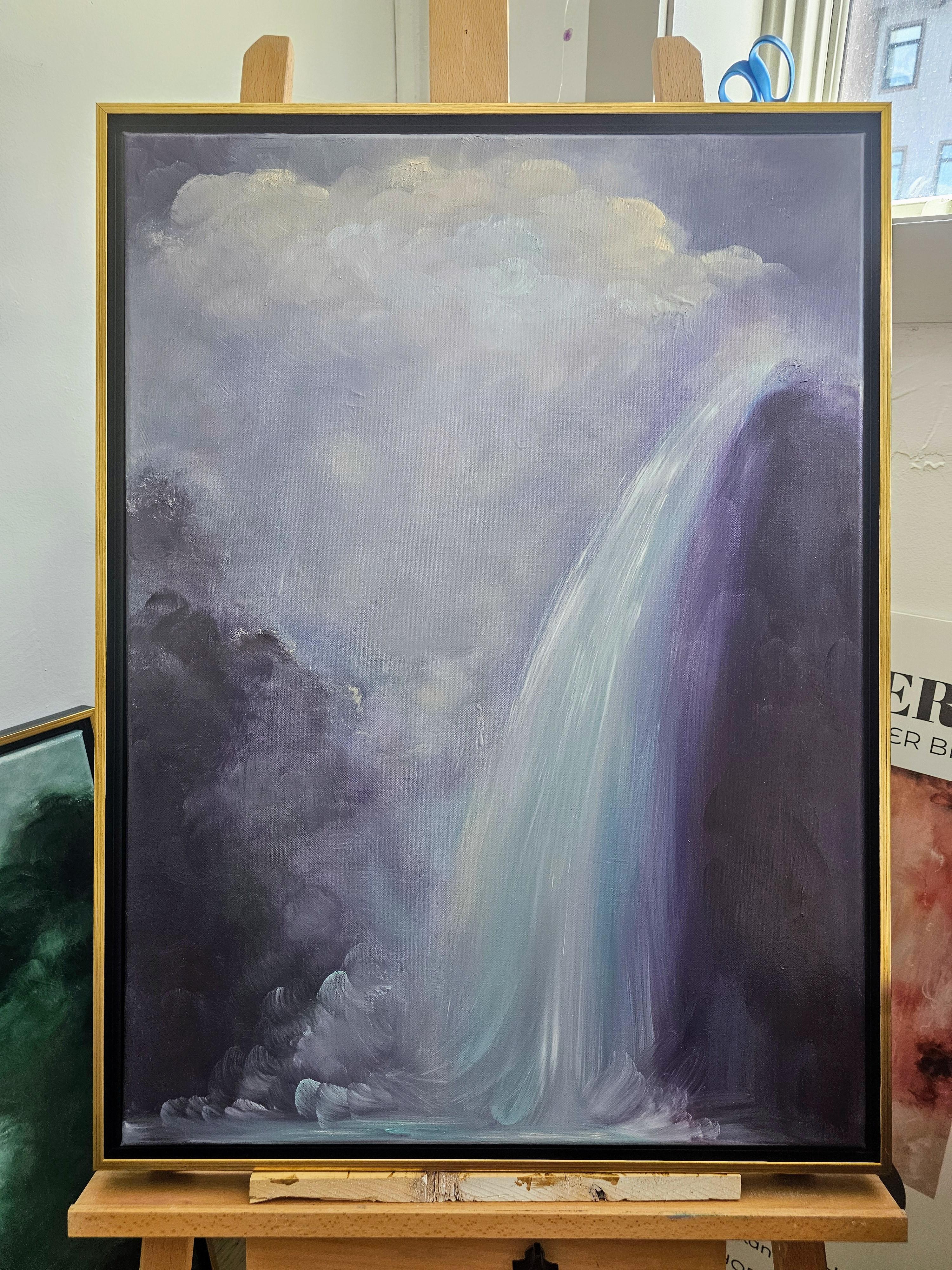 La leggerezza dell'essere - Quadro d'atmosfera sognante con cascata astratta viola - Painting Contemporaneo di Jennifer L. Baker