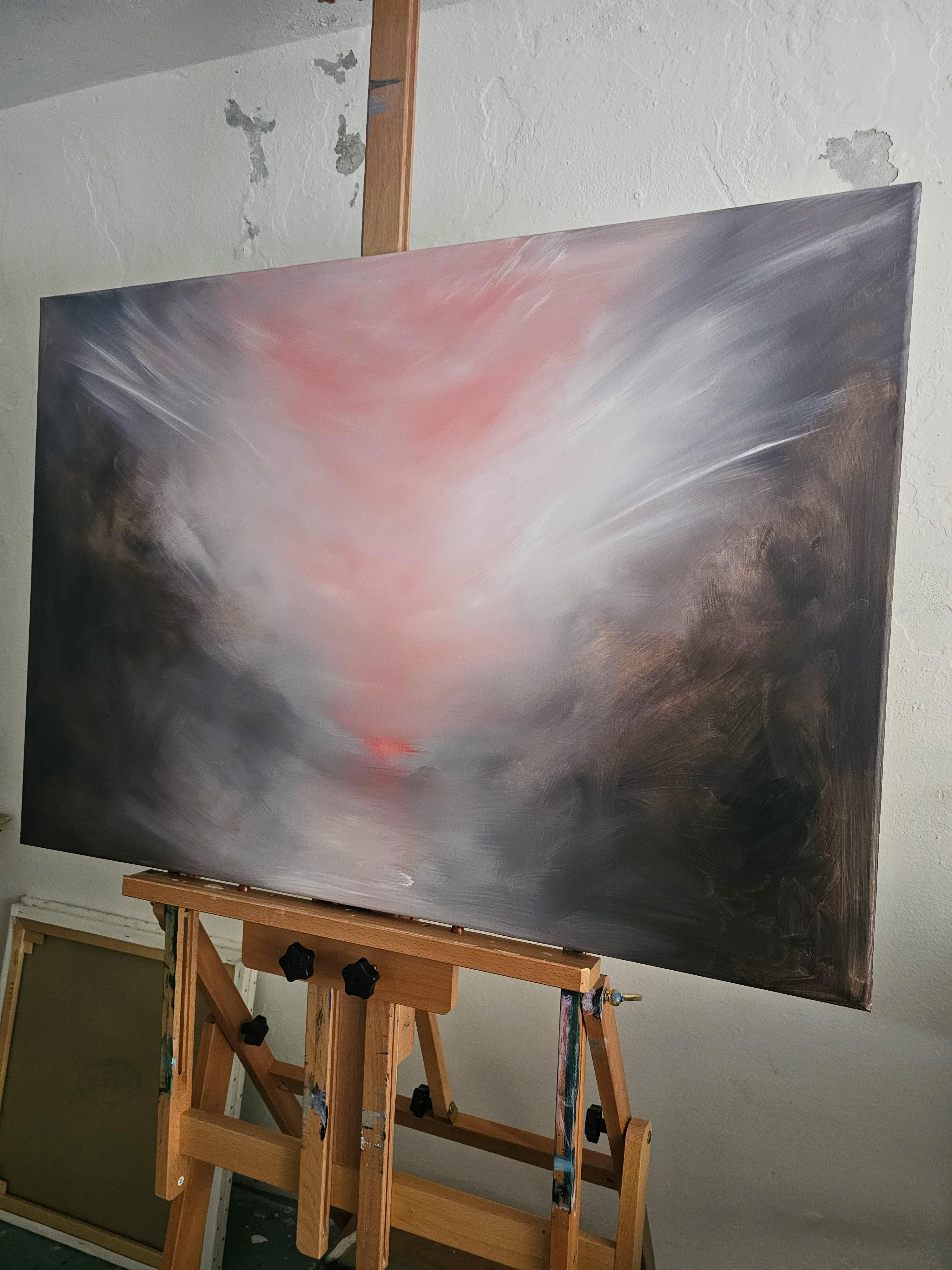 Il vento e il mio cuore spezzato che si rammenda - Paesaggio astratto drammatico dipinto nel cielo in vendita 4