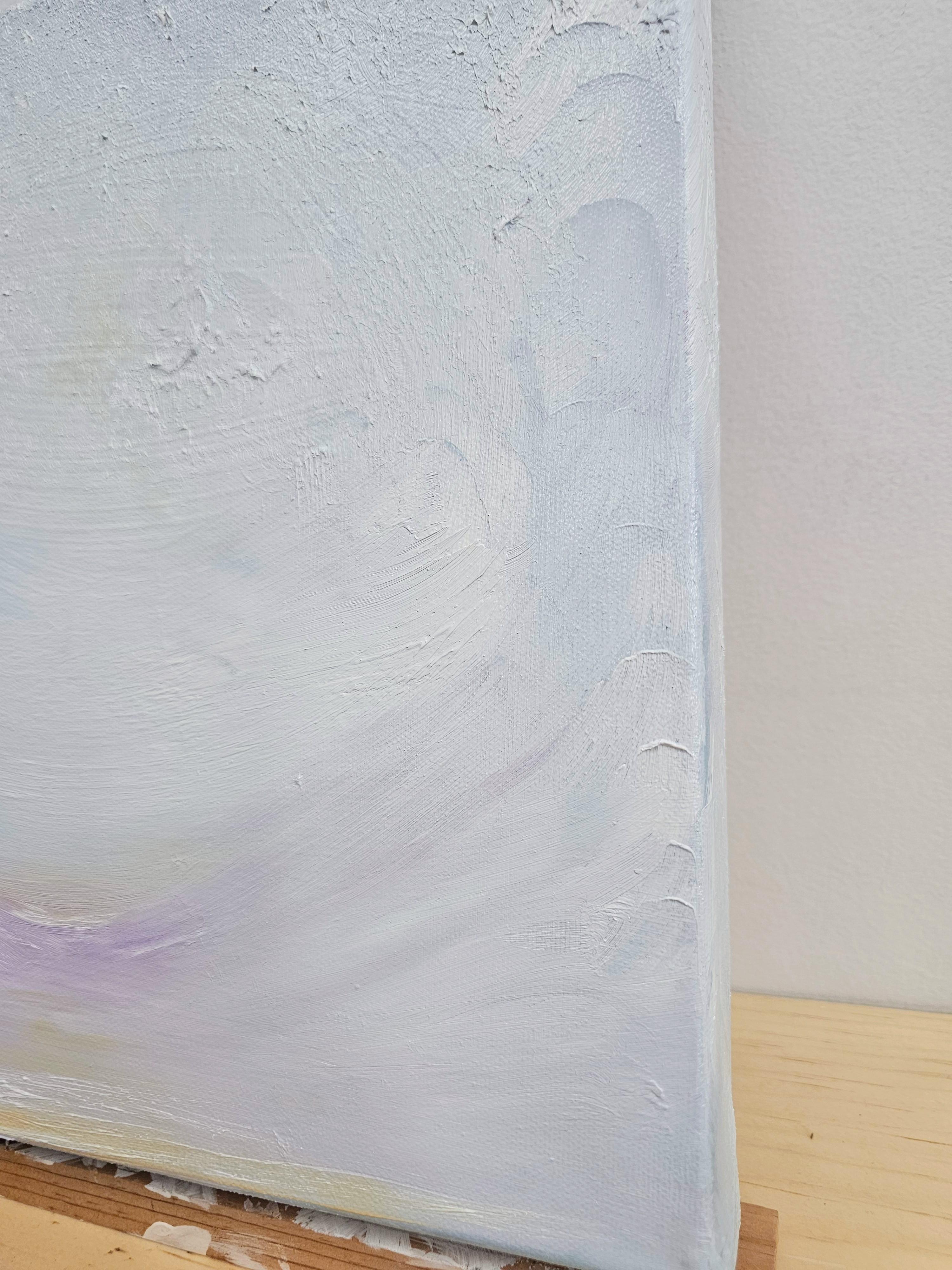 Twilight Flurry Making Me Smile - Weiße Winter abstrakte Landschaft Malerei im Angebot 1