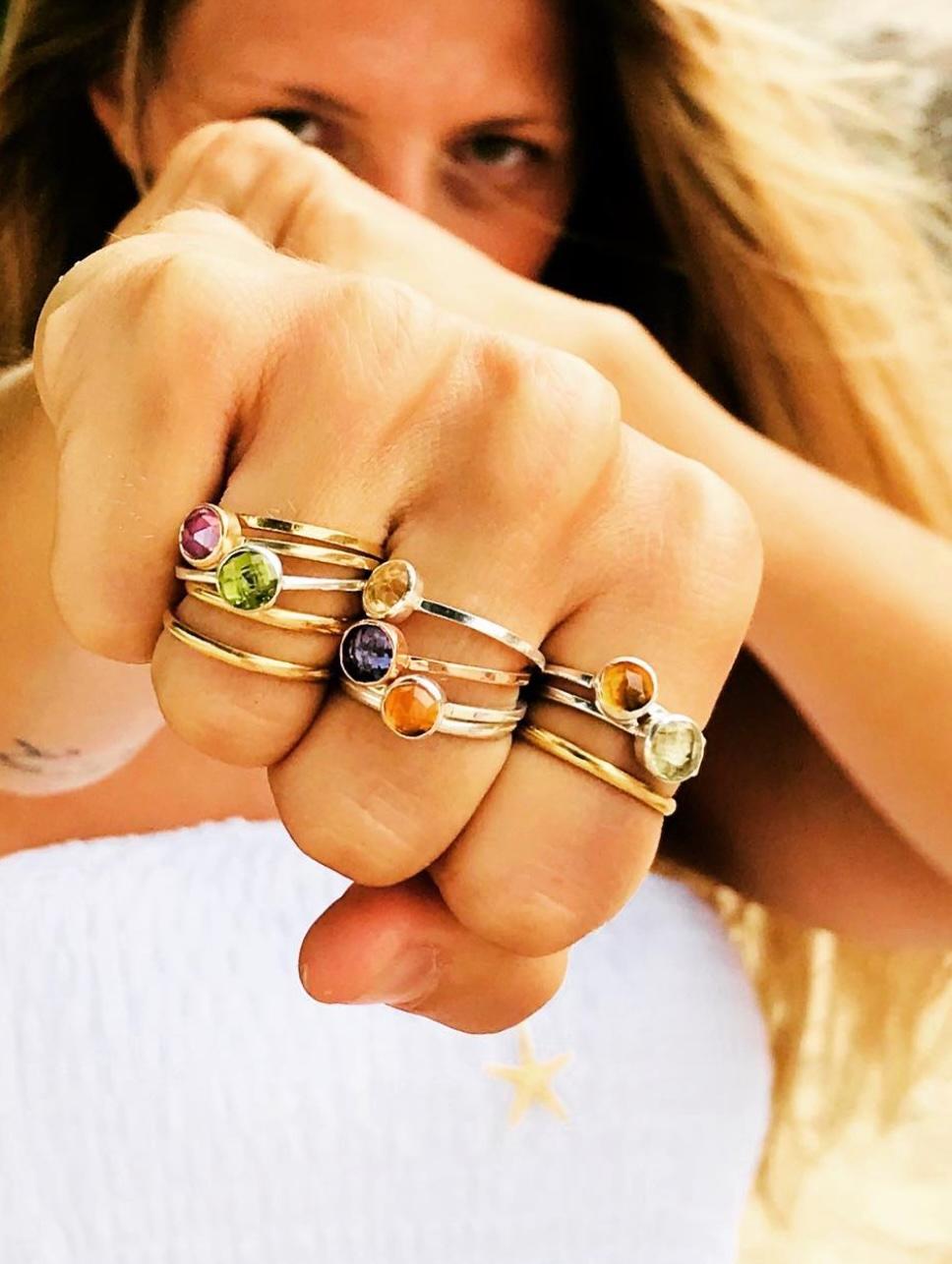 Contemporary Jennifer Liang 14 KT Gold Green Peridot Stackable Gemstone Ring For Sale