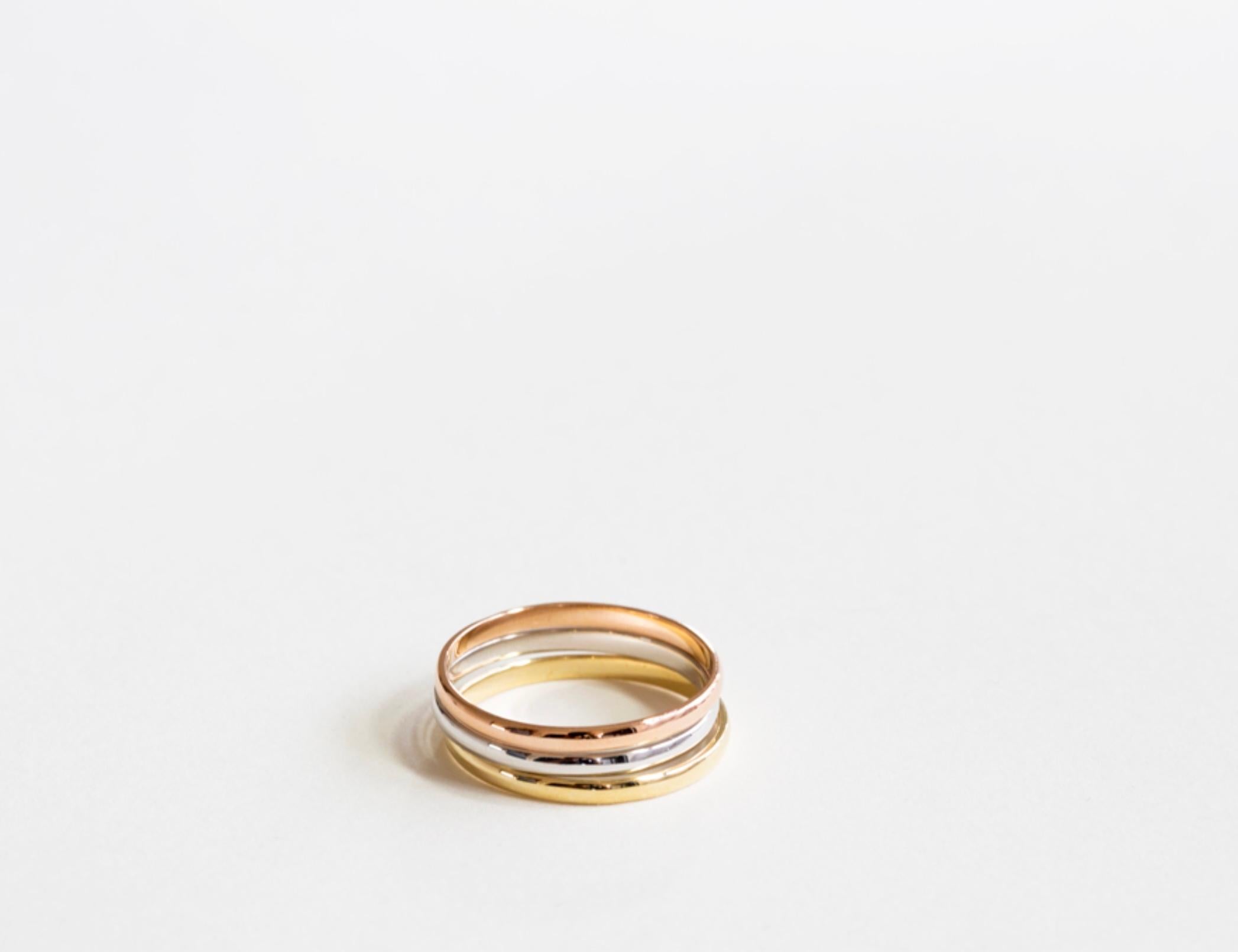 Jennifer Liang 14 KT Gold Stackable Ring Band In New Condition For Sale In New York, NY