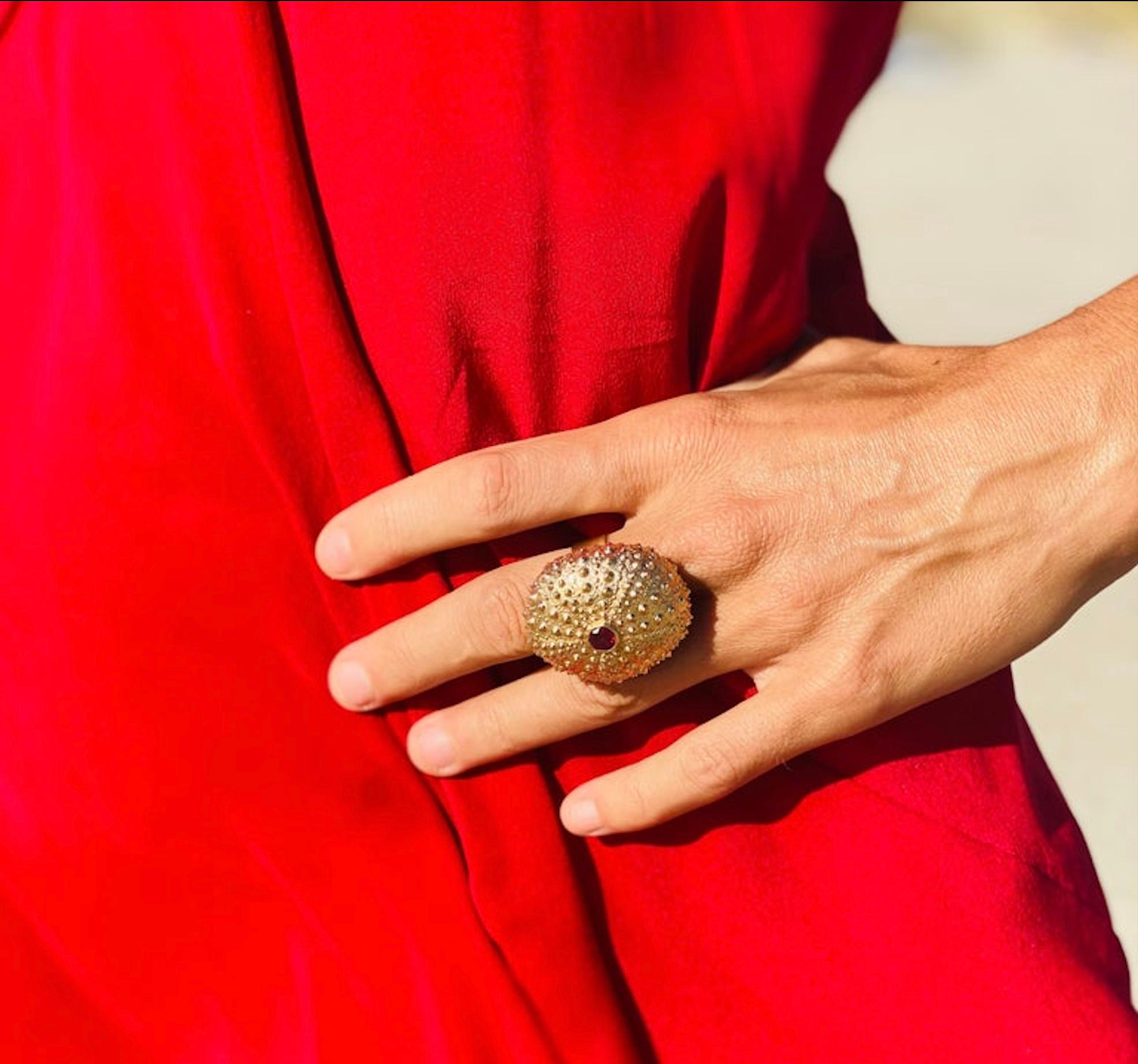 Contemporary Jennifer Liang Gold Sea Urchin Gemstone Cocktail Ring For Sale