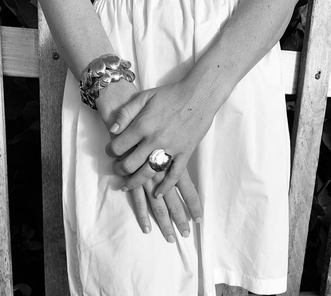 Contemporaneo Bracciale Jingle Shell in argento Jennifer Liang in vendita