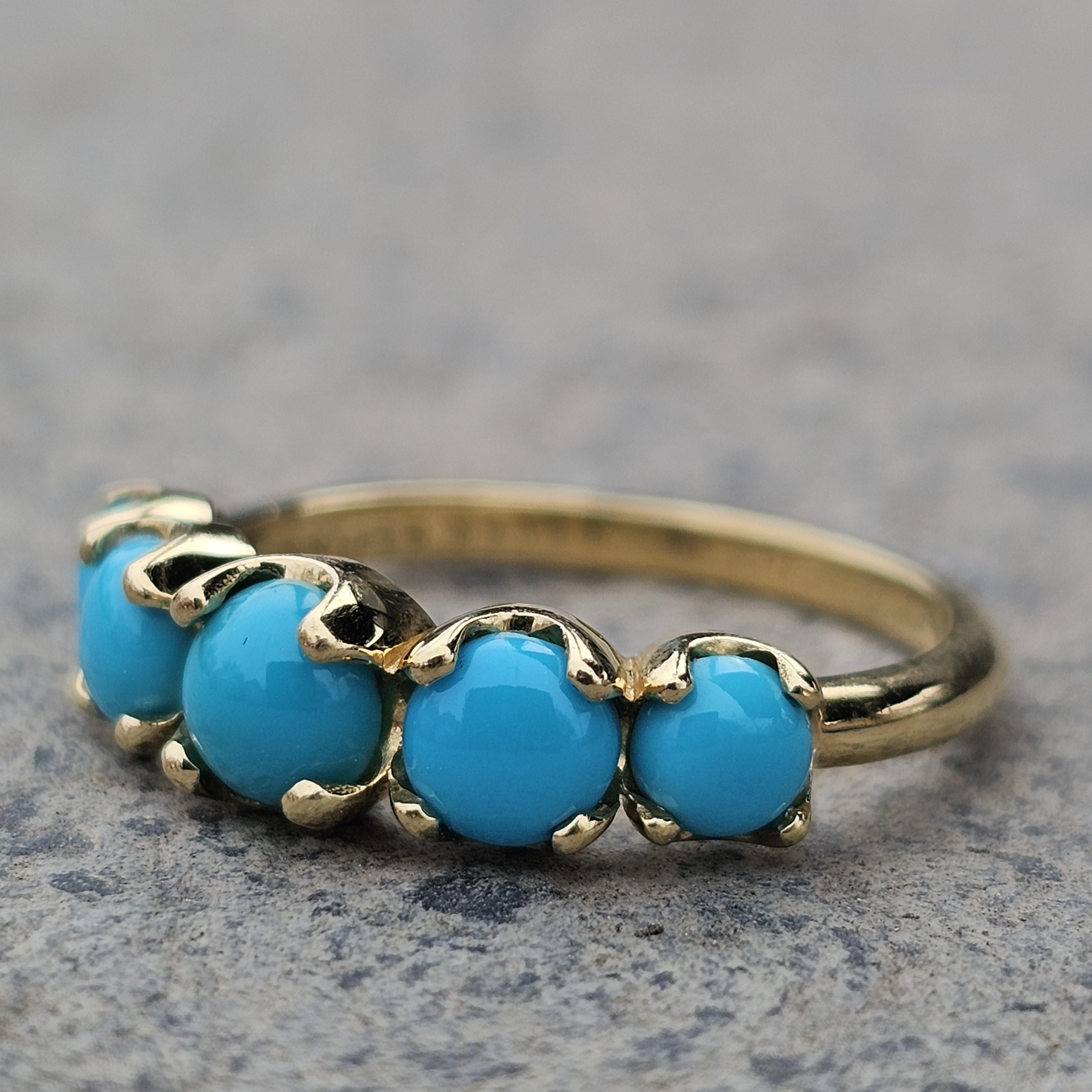 Jennifer Meyer Anello con cabochon di turchese graduato in oro giallo 18k misura 7 in vendita 2