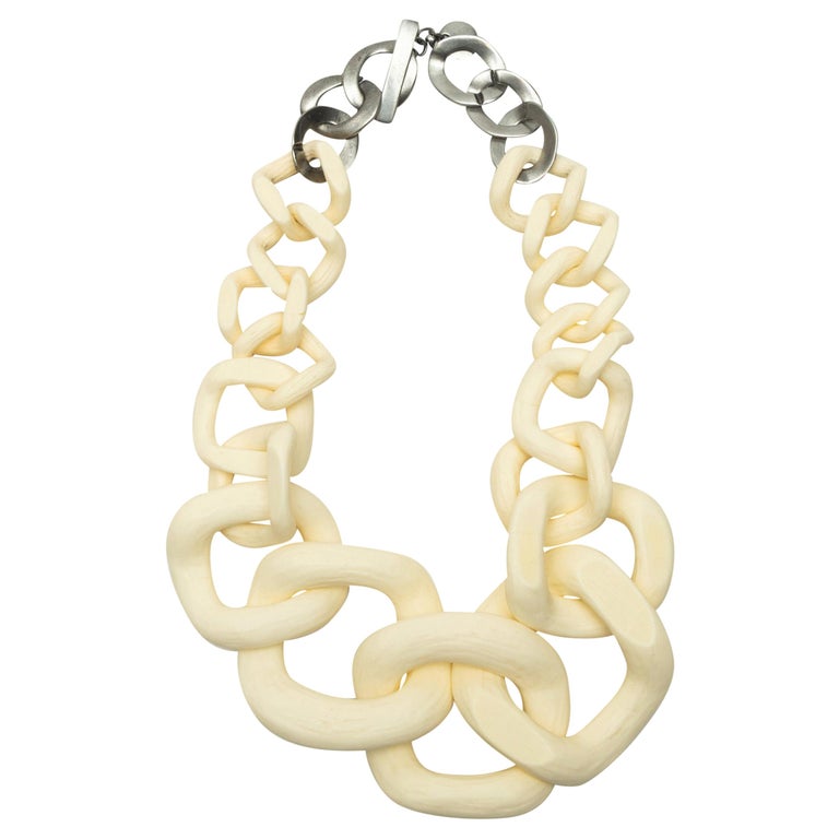 Jennifer Miller Cream and Brown Large Link Necklace For Sale at 1stDibs