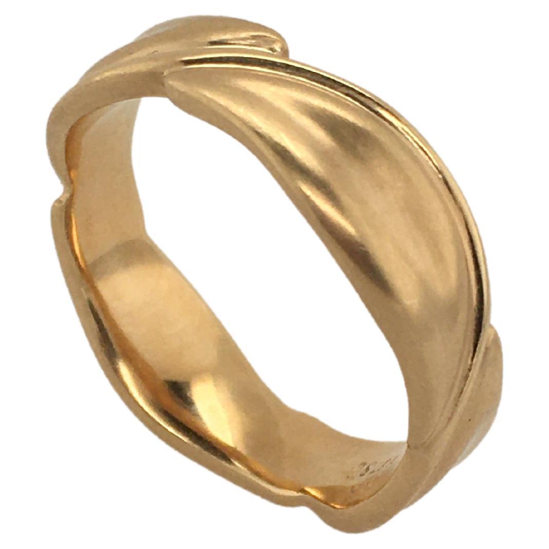 JENNIFER SHIGETOMI Stylized Gold Leaf & Vine Satin Finish Guinevere Ring For Sale