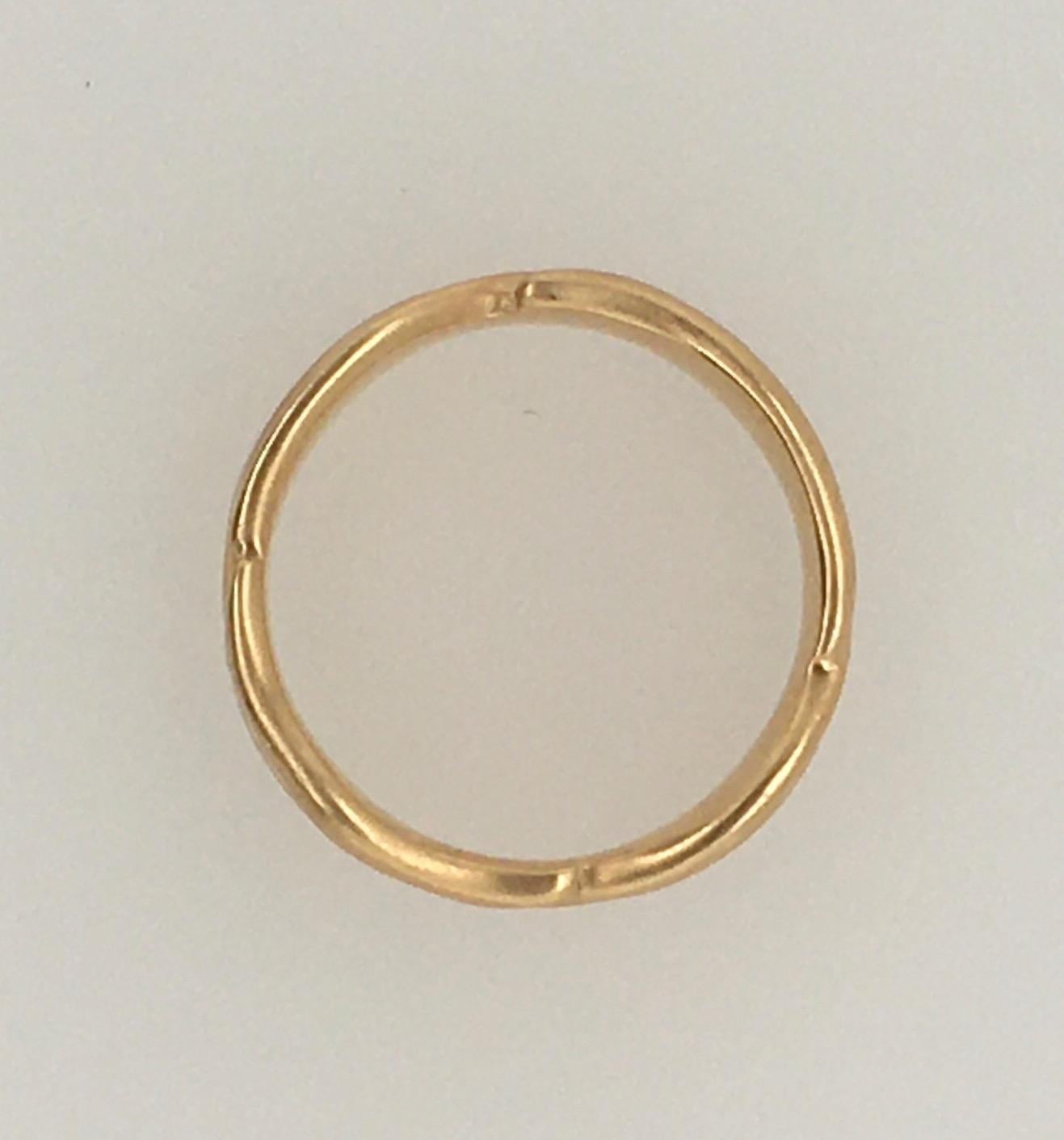 JENNIFER SHIGETOMI Stylized Gold Leaf & Vine Satin Finish Guinevere Ring For Sale 3