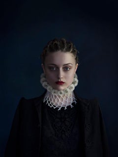"Dandelion", Old Masters-inspired Chiaroscuro Female Portrait, Photography