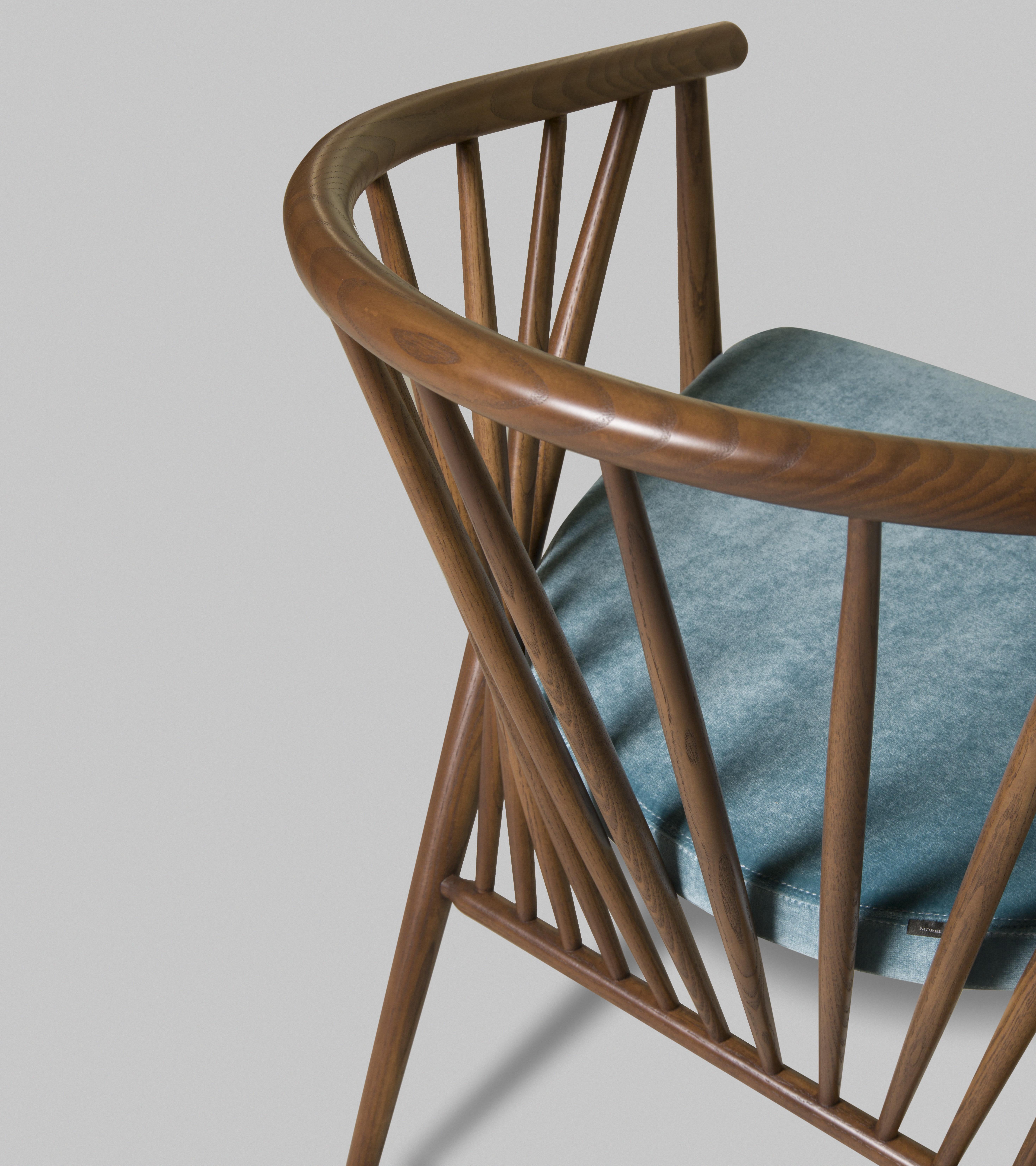 Zeitgenössischer gepolsterter Sessel aus gedrechseltem Eschenholz von Morelato (Leder)