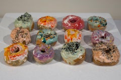 "Doughnuts" - Sculpture de Jenny Day