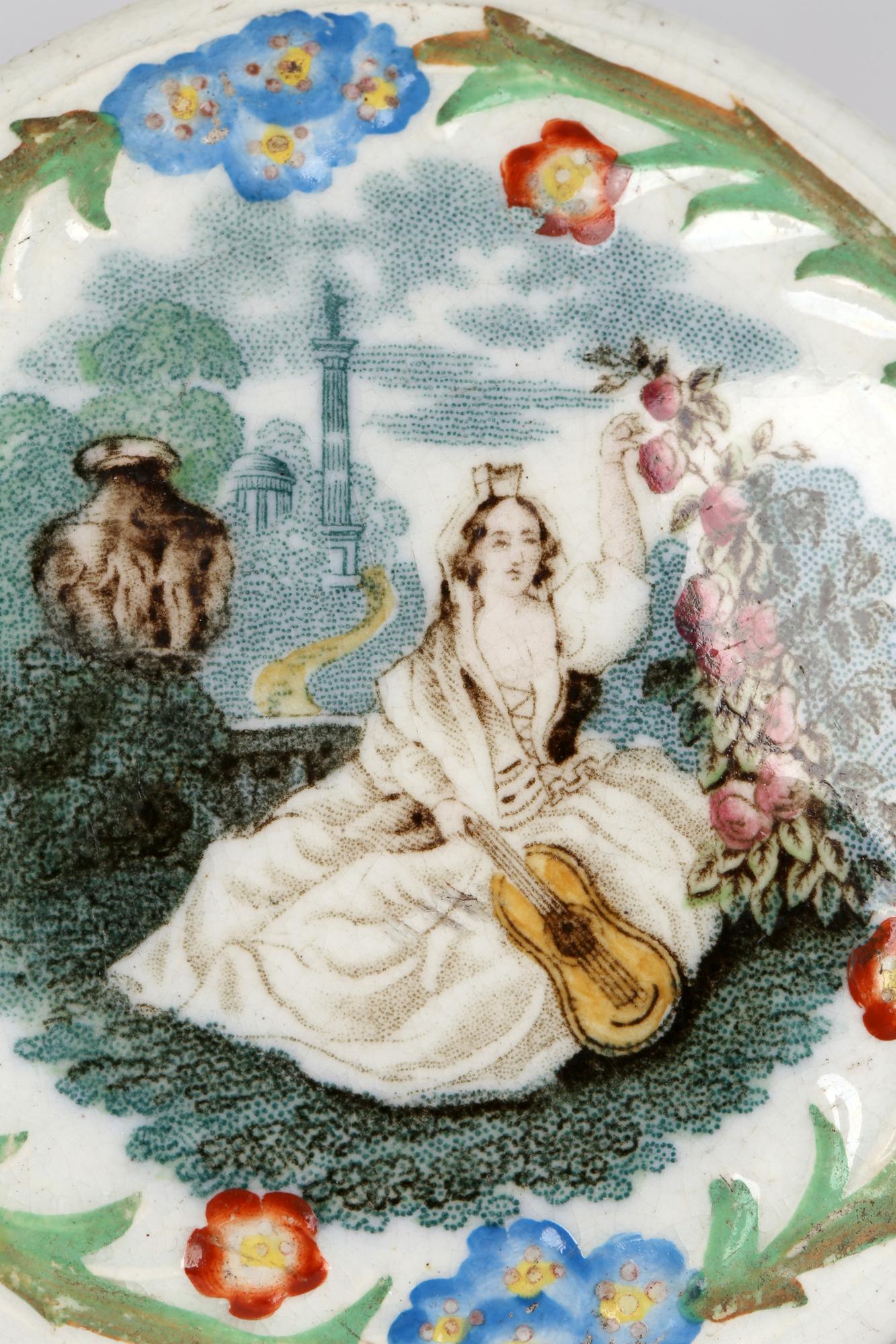 Jenny Lind Rare couvercle de pot imprimé et peint à la main attribué à Ridgway en vente 3