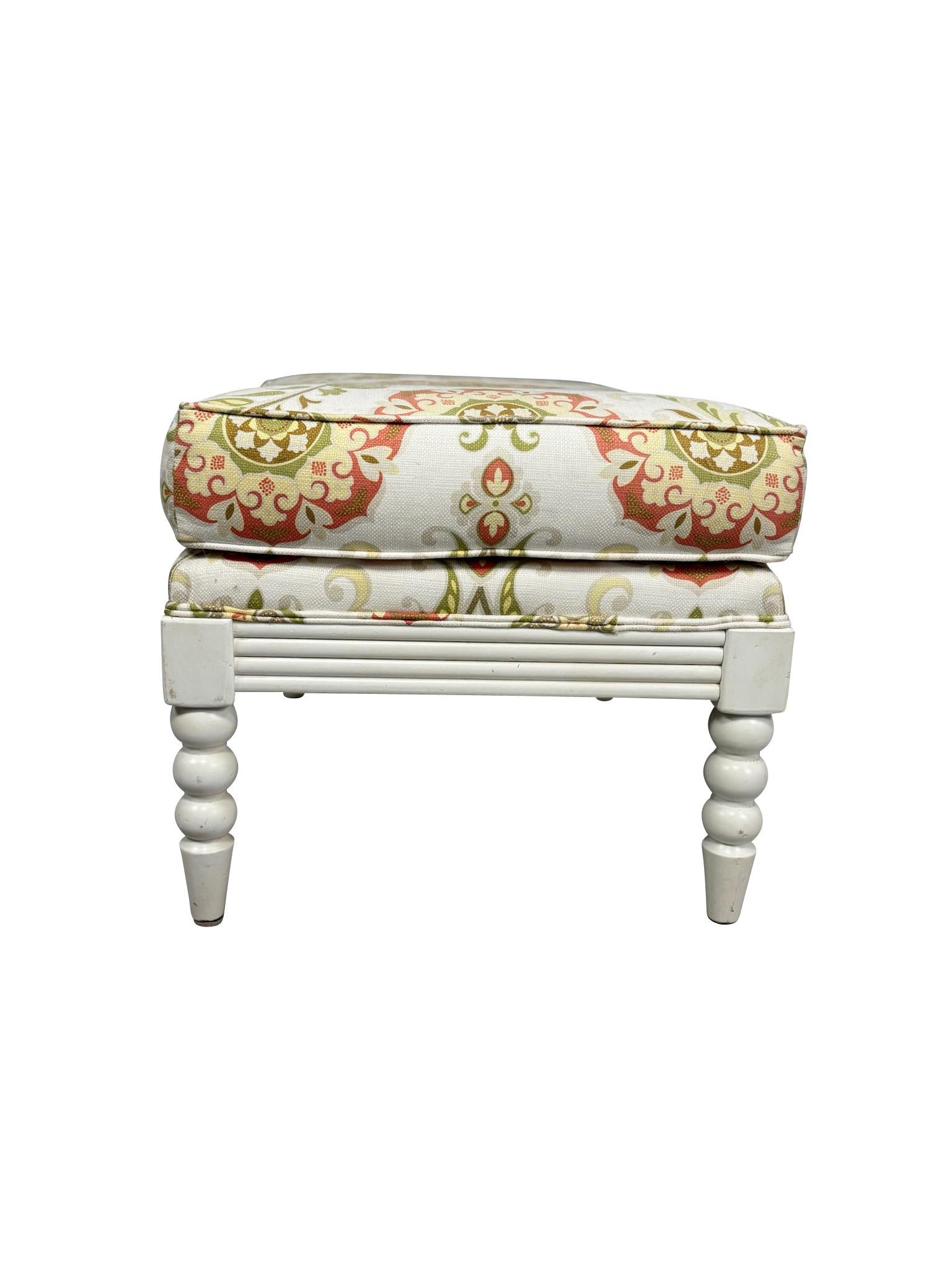 Jenny Lind Spool Chair et Ottoman assorti en blanc en vente 6