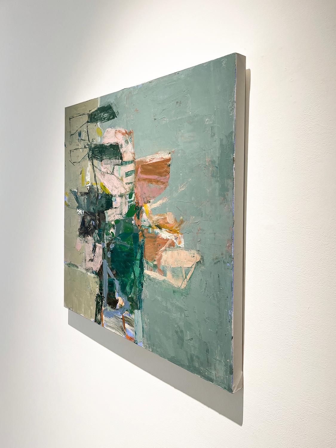 Quadratisches abstraktes expressionistisches Ölgemälde auf Leinwand in steinblau, grün, staubig rosa und braun, mit einem Hauch von orange
Meet June