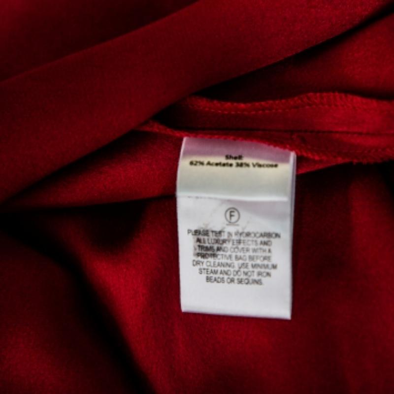 Jenny Packham Burgundy Satin Trail Detail Wrap Gown M For Sale 2