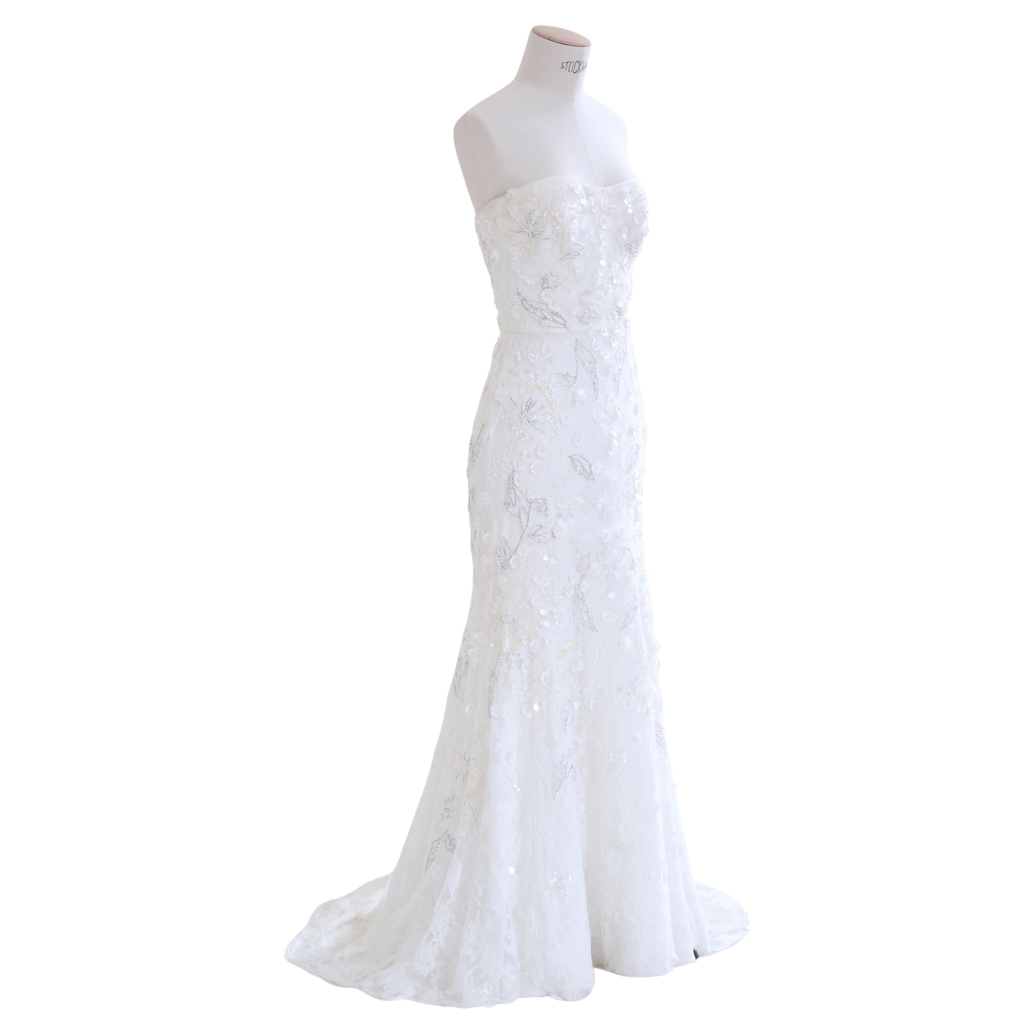 Jenny Packham F/W 16 floral lace pearl beaded strapless tulle wedding gown dress For Sale