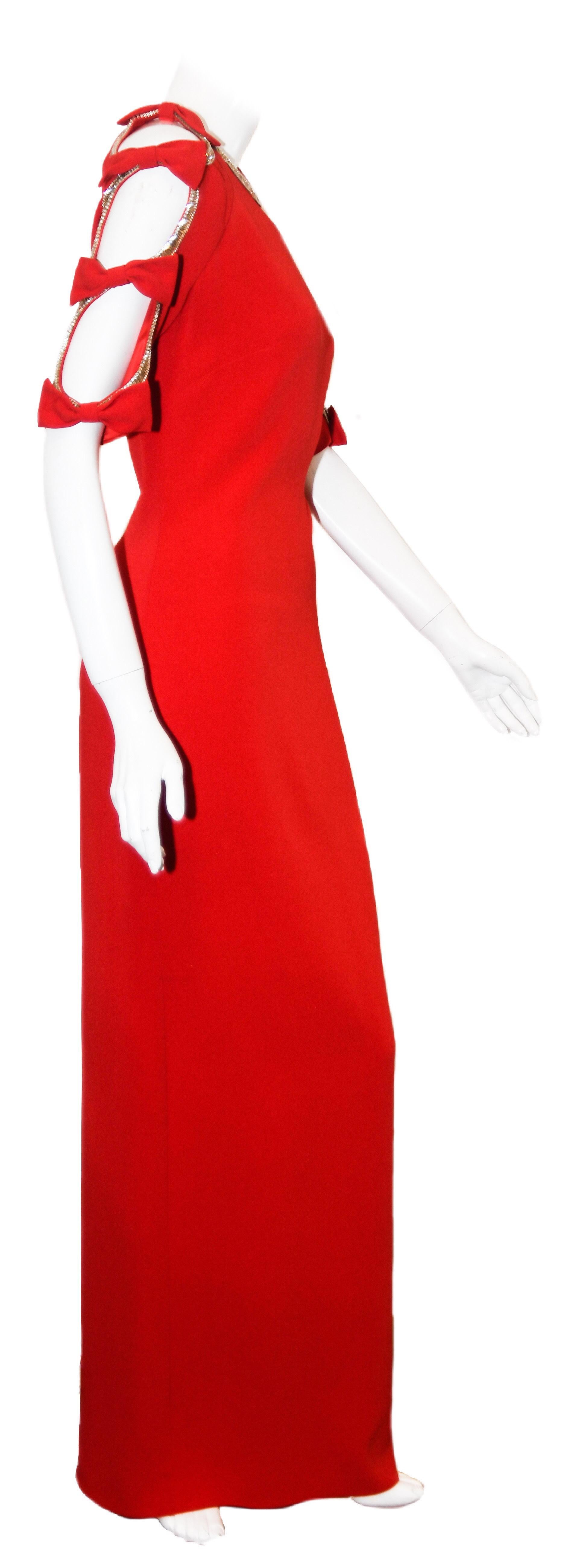 Women's Jenny Packham Red Gown W/ Cold Shoulder Embellished Sleeves For Sale