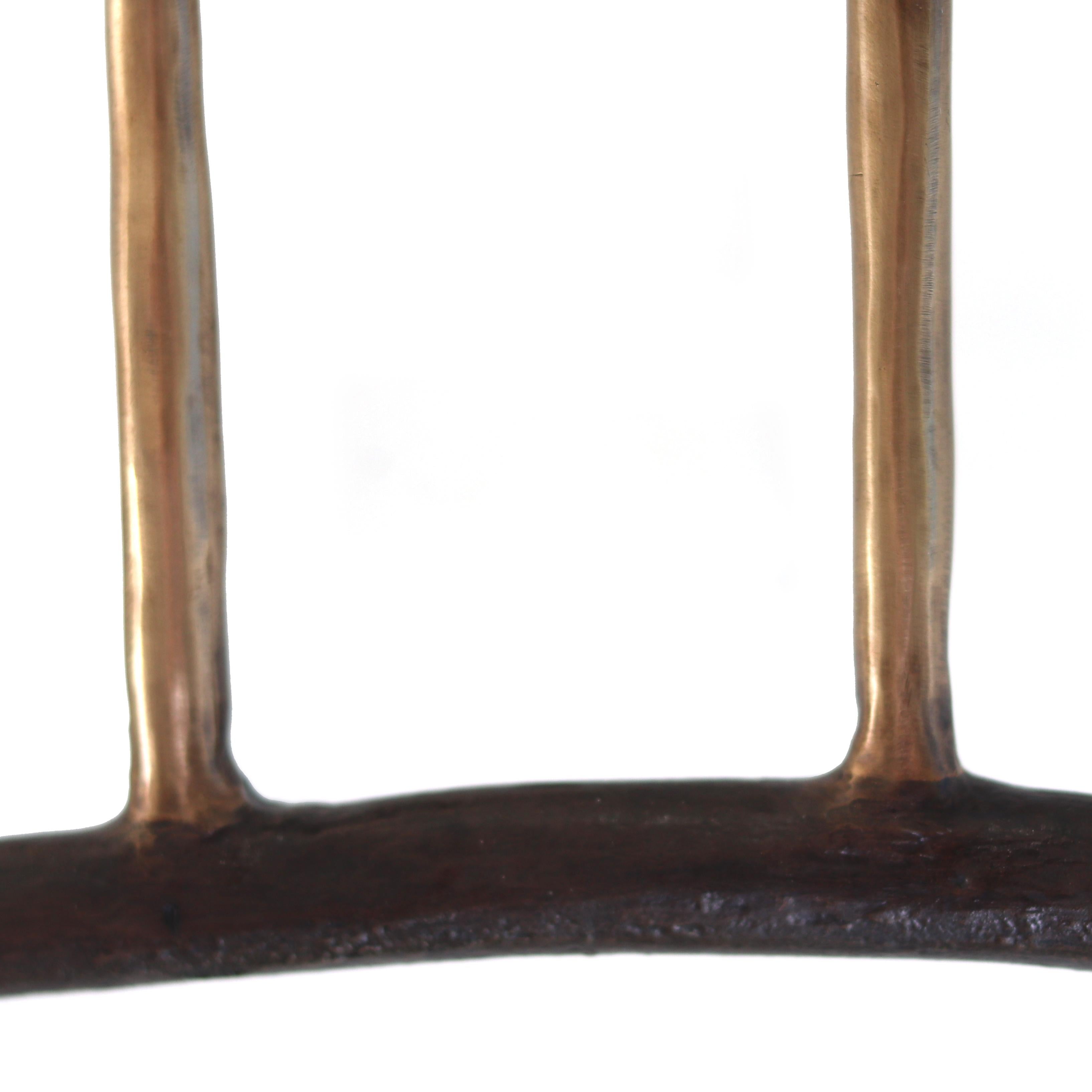 GRAFT EH6 - Abstrakte figurative Wandskulptur - Tree Branch und Bronzefiguren im Angebot 3