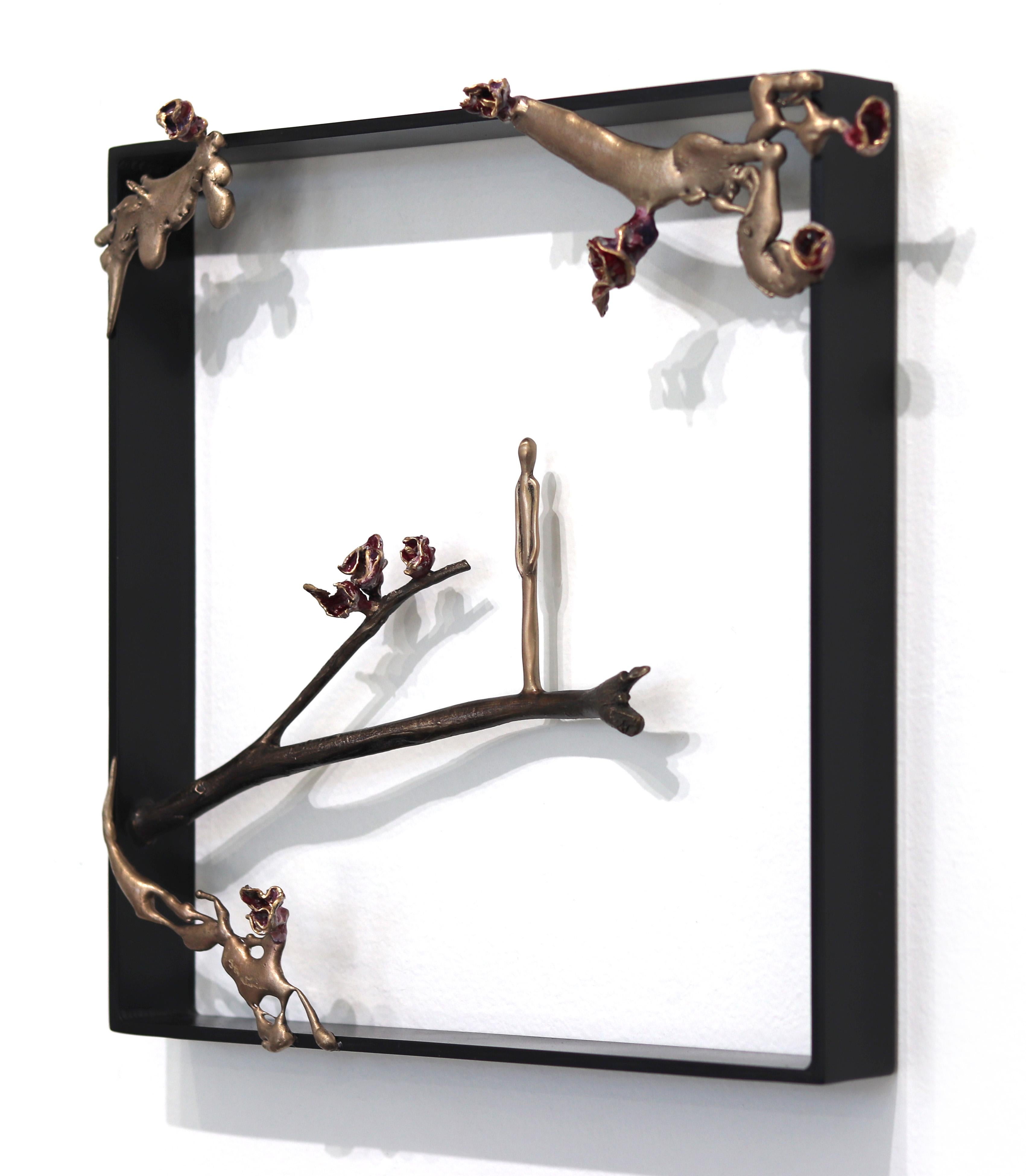 Injertado a los Vientos de la Primavera 4 - Escultura mural figurativa abstracta de bronce en venta 1
