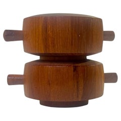 Jens H. Quistgaard Moulin et salière à poivre double en teck, années 1960