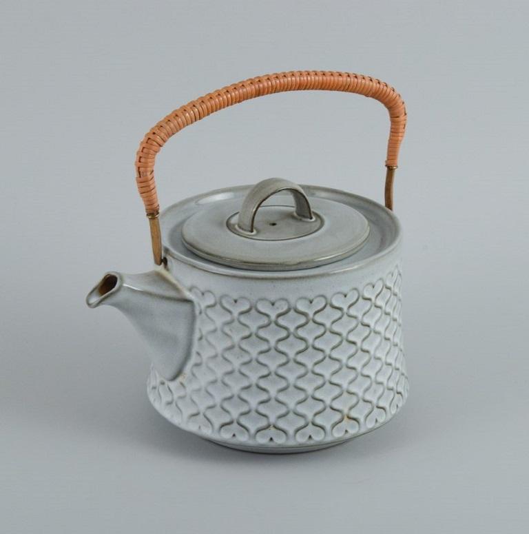 Danish Jens H. Quistgaard for Bing & Grøndahl / Nissen Kronjyden, Cordial Tea Service For Sale