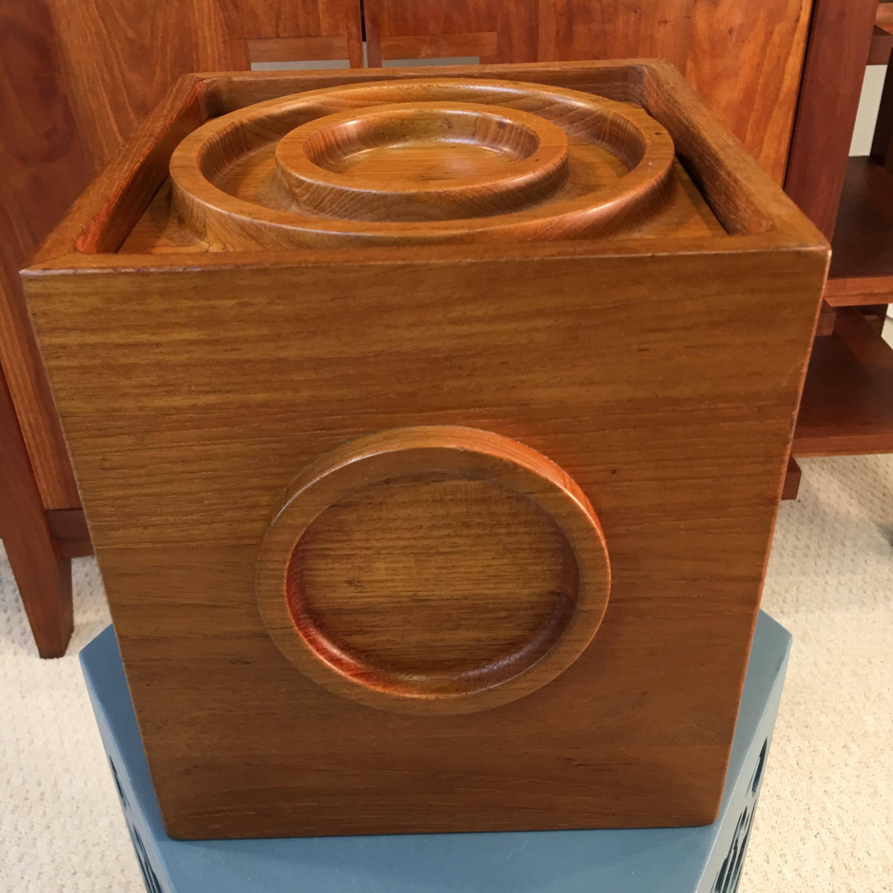 Mid-20th Century Jens H. Quistgaard for Dansk Teak Cube Ice Bucket For Sale