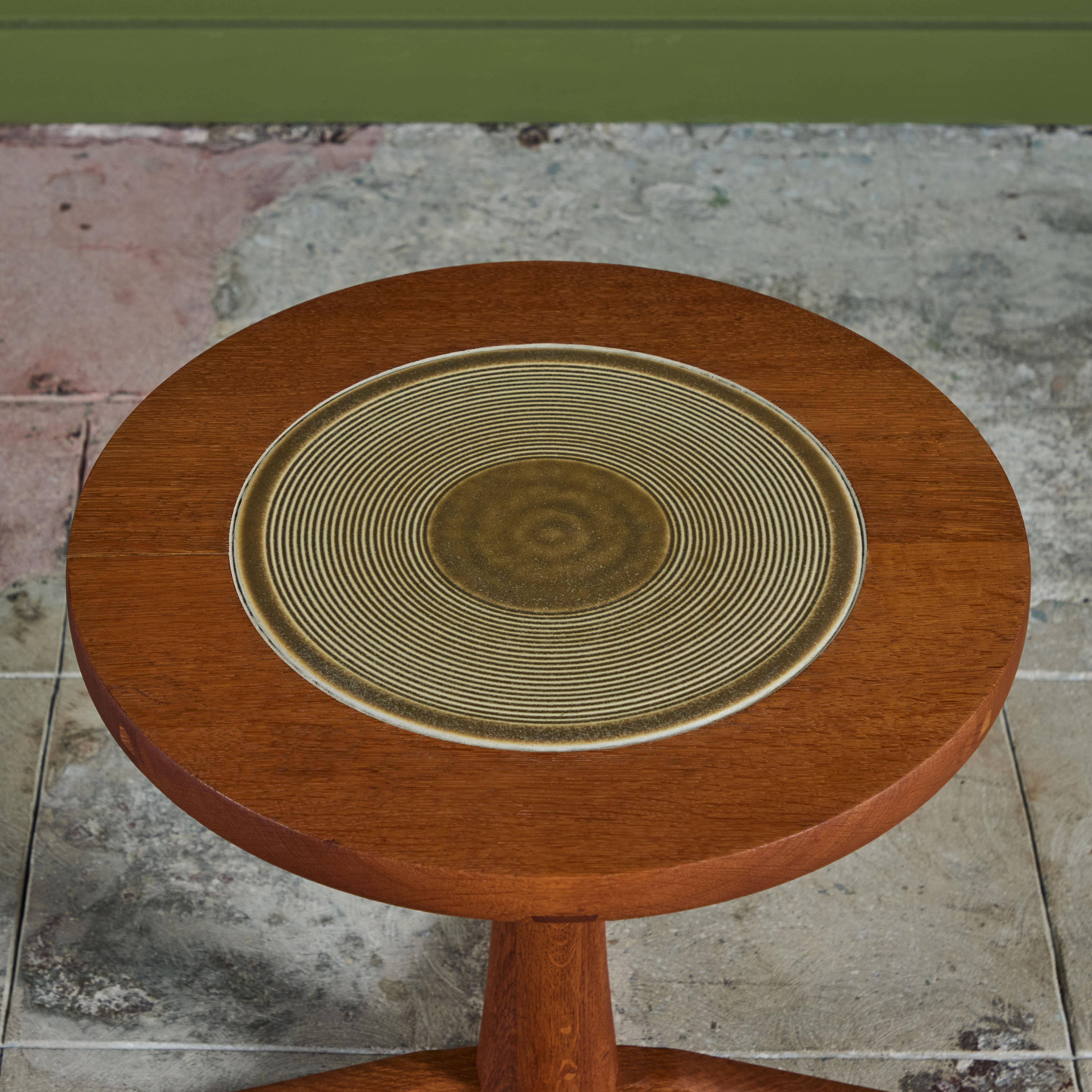20ième siècle Table d'appoint Jens H. Quistgaard en chêne avec incrustation de carreaux en vente
