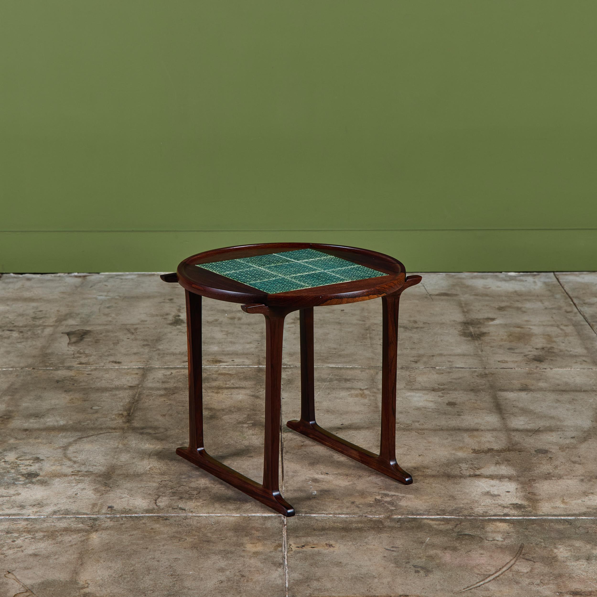 Incrusté Jens H. Quistgaard Table d'appoint en bois de rose avec incrustation de carreaux en vente