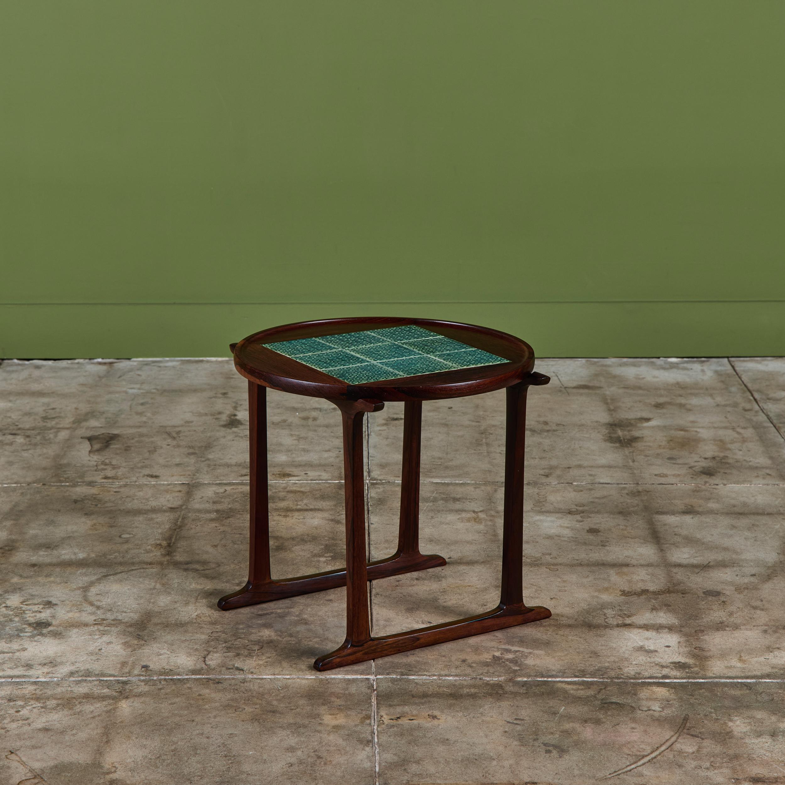 Jens H. Quistgaard Table d'appoint en bois de rose avec incrustation de carreaux en vente 1
