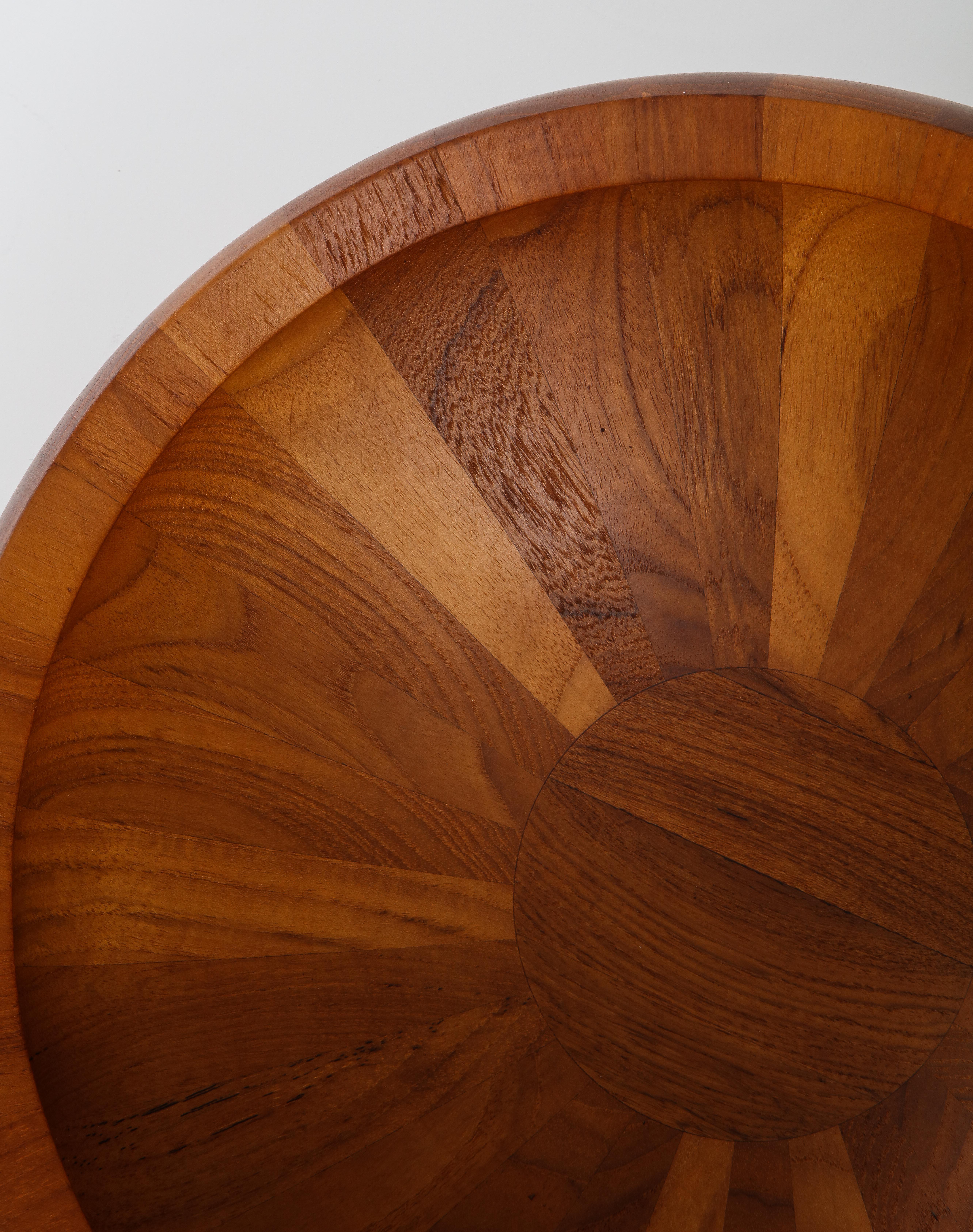 Jens H. Quitsgaard for Dansk Teak Bowl In Good Condition For Sale In New York, NY