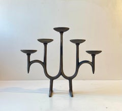 Jens Harald Quistgaard Candelabro Brutalista de Hierro Fundido Negro, años 60